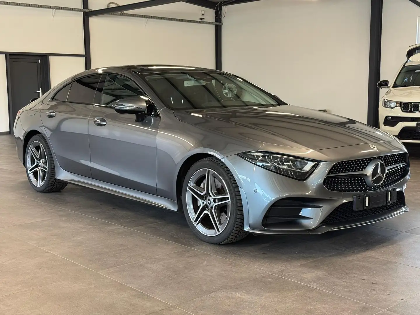 Mercedes-Benz CLS 350 d AMG 4Matic PANO+MB-LED+WIDE+BURMESTER Silber - 1