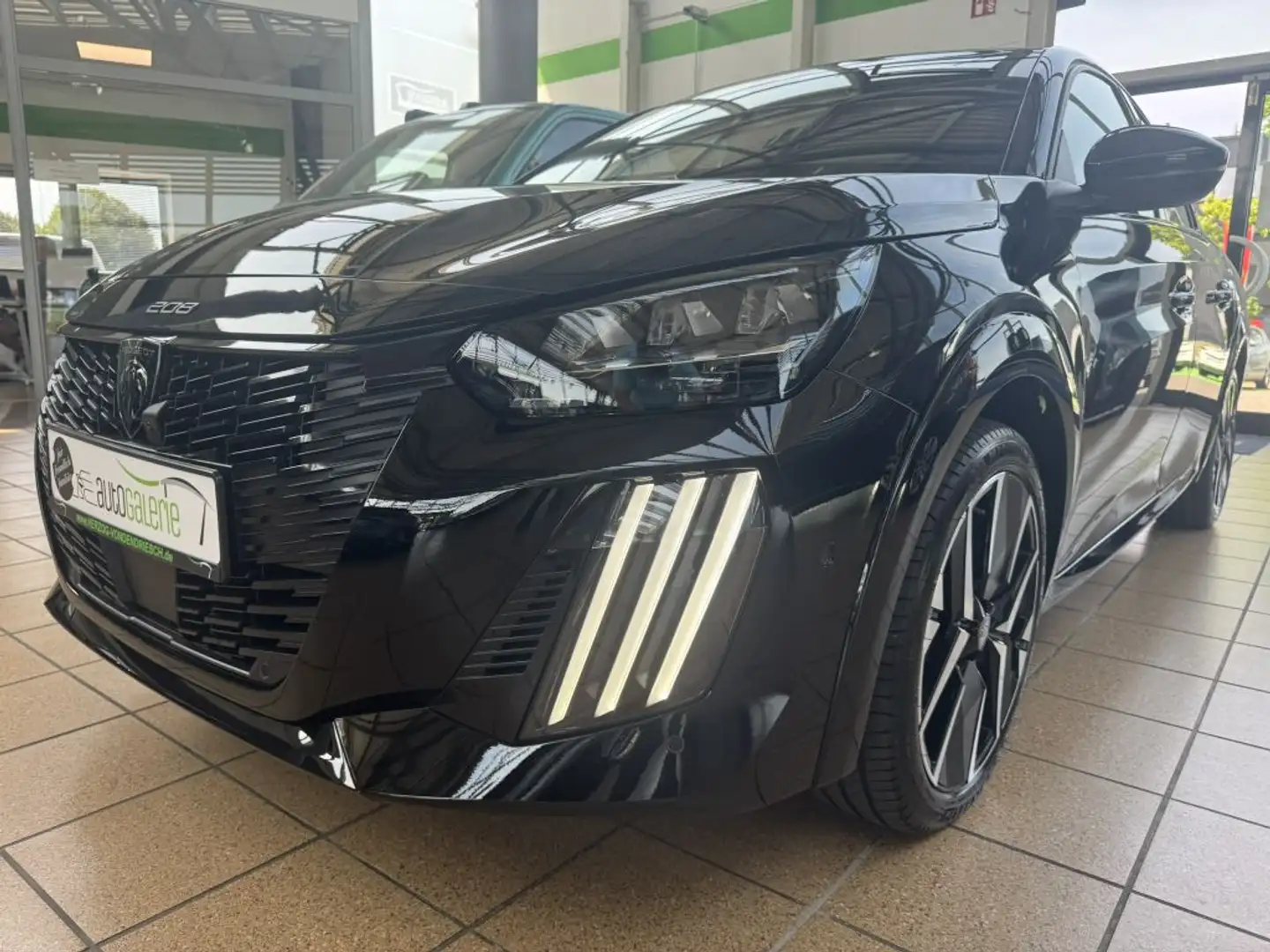 Peugeot 208 Hybrid 136 e-DSC6 GT Noir - 1
