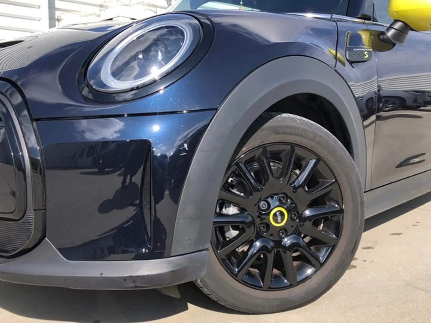 MINI Cooper SE Noir - 2