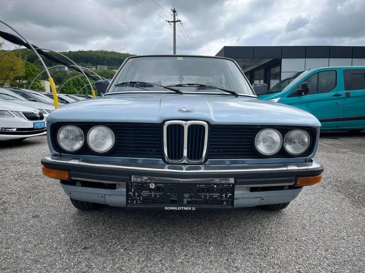 BMW 518 518 E12 mit historischer Zulassung Azul - 2