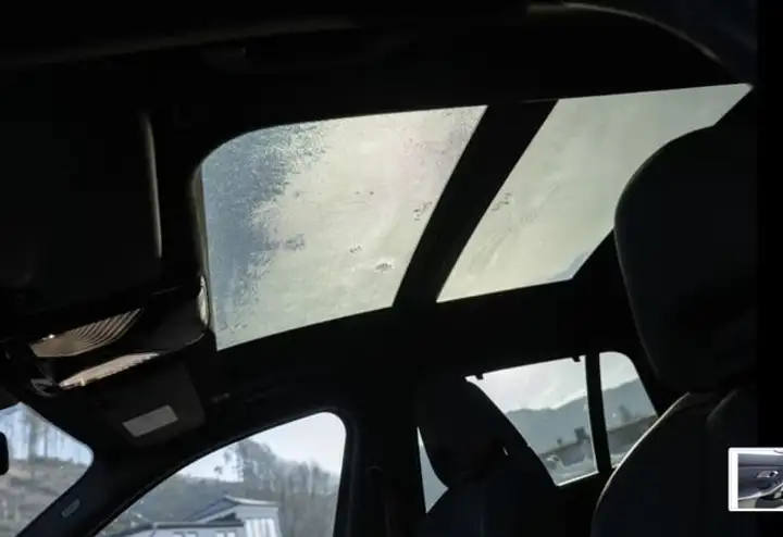 BMW Serie 3 2023, foto 24