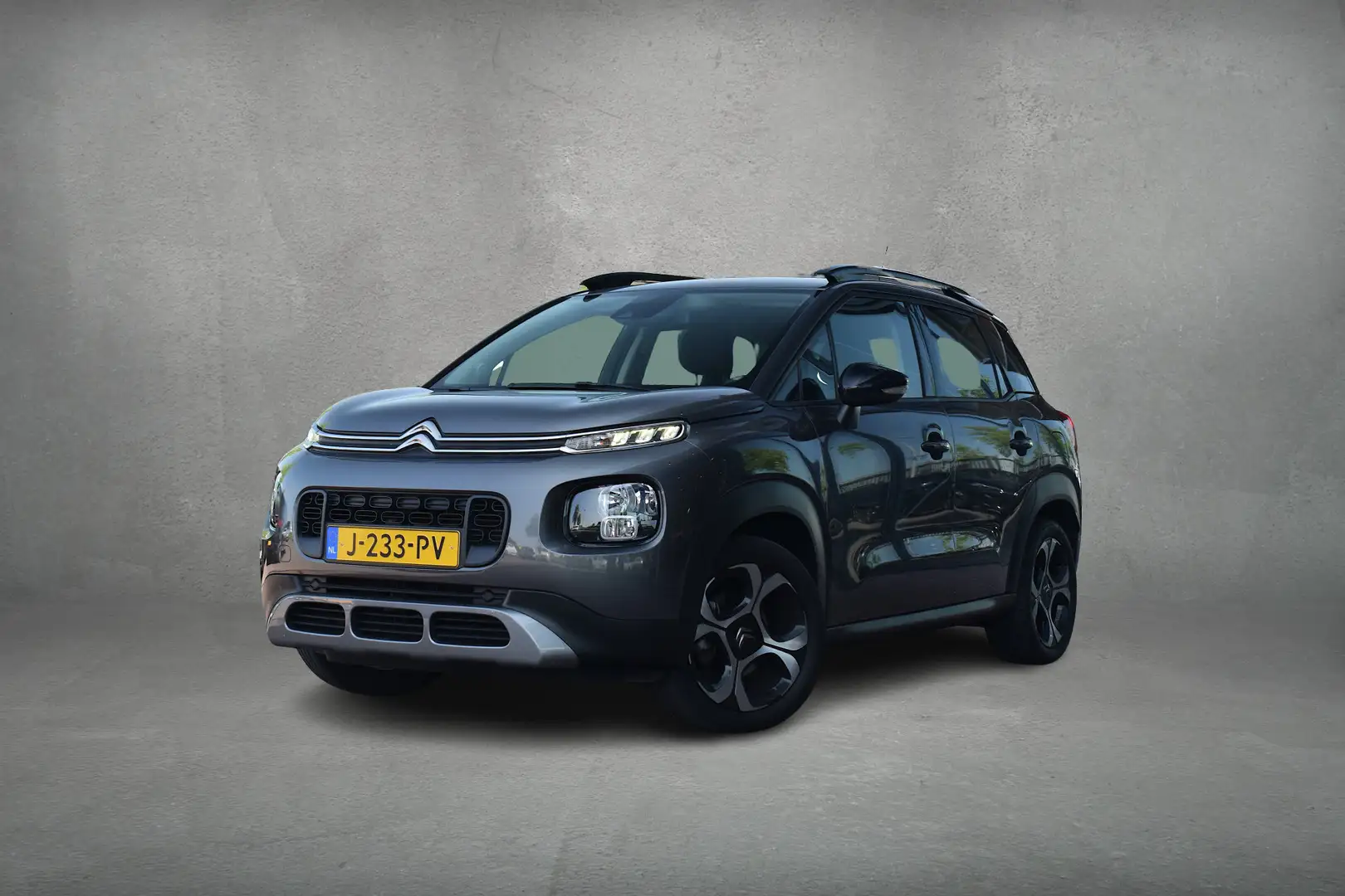 Citroen C3 Aircross 1.2 PureTech S&S Shine | Automaat | Trekhaak | Car Grijs - 2