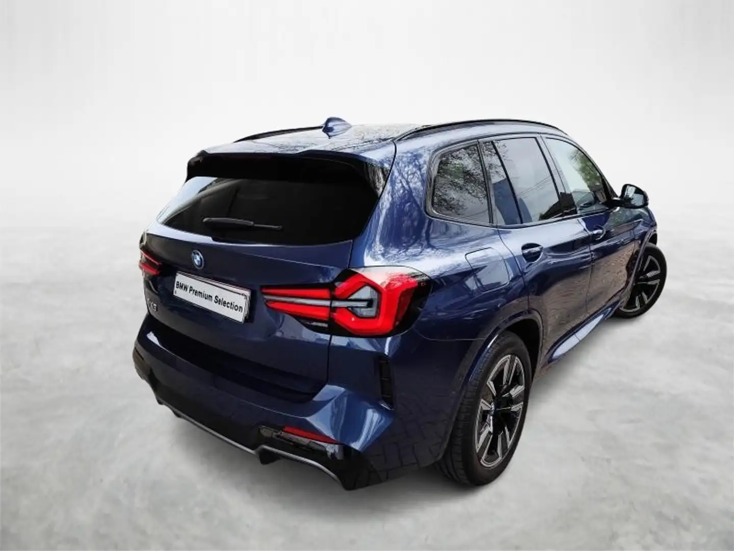 BMW iX3 Inspiring Niebieski - 2