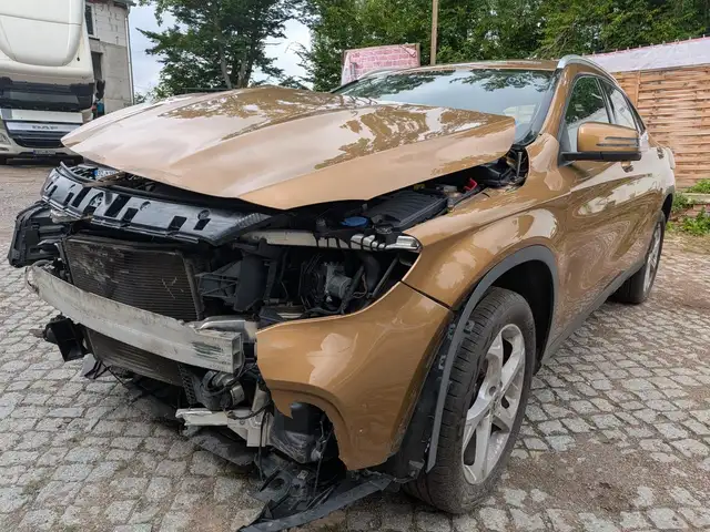 Mercedes-Benz GLA 220 2.1 CDI KAT Automatik