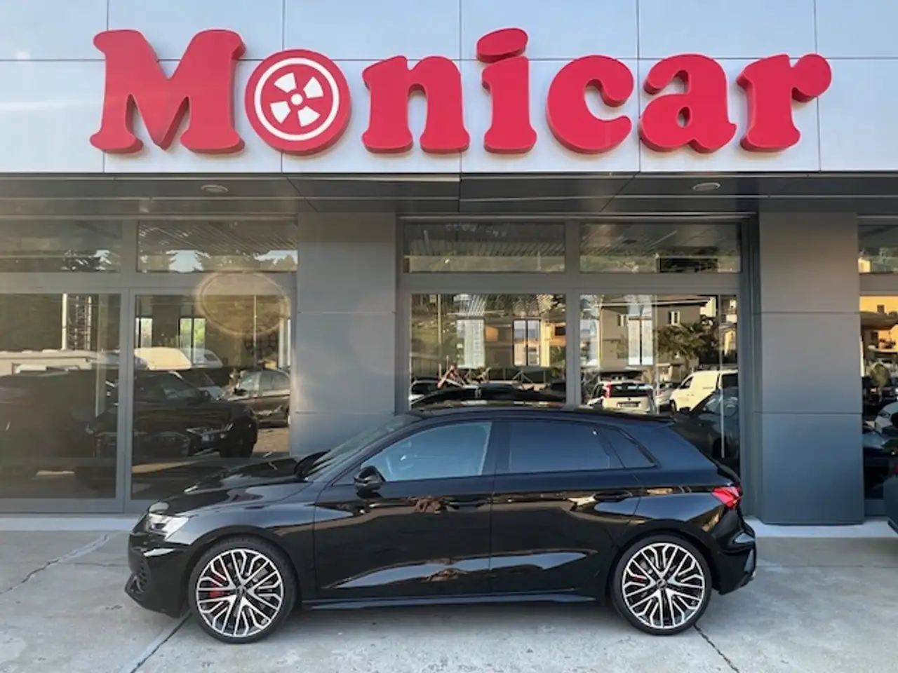 Audi S3 2.0 tfsi Sport quattro -TETTO-AKRAPOVIC-SONOS-