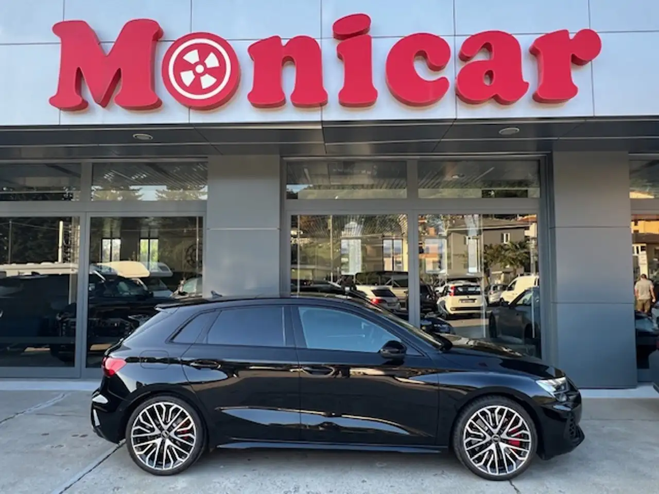 Audi S3 2.0 tfsi Sport quattro -TETTO-AKRAPOVIC-SONOS- 5