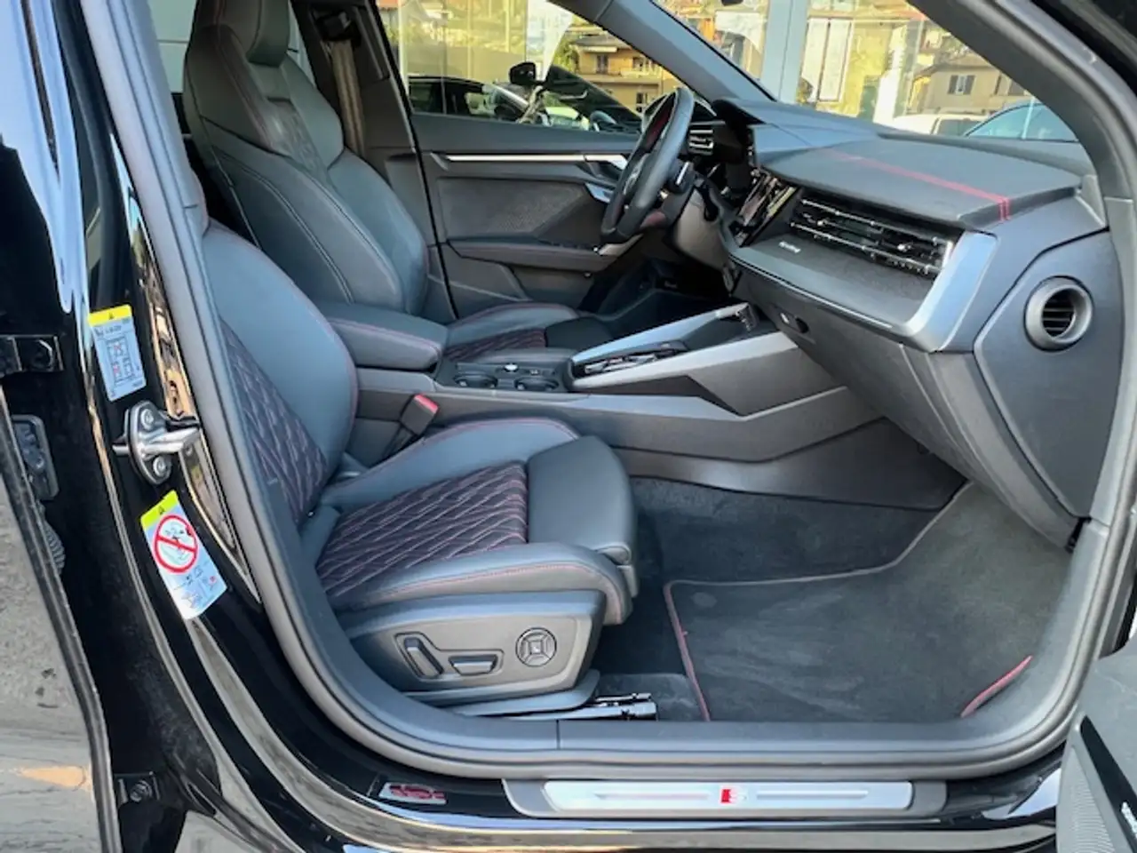Audi S3 2.0 tfsi Sport quattro -TETTO-AKRAPOVIC-SONOS- 12