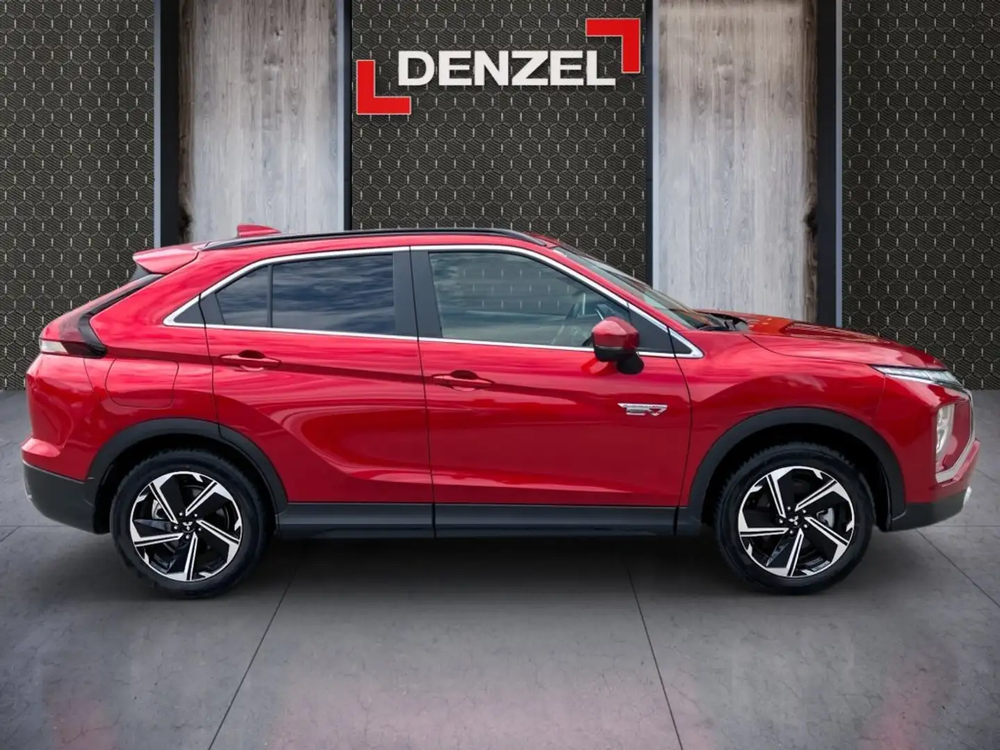 Mitsubishi Eclipse Cross Intense+ PHEV 4WD AT Rot - 2