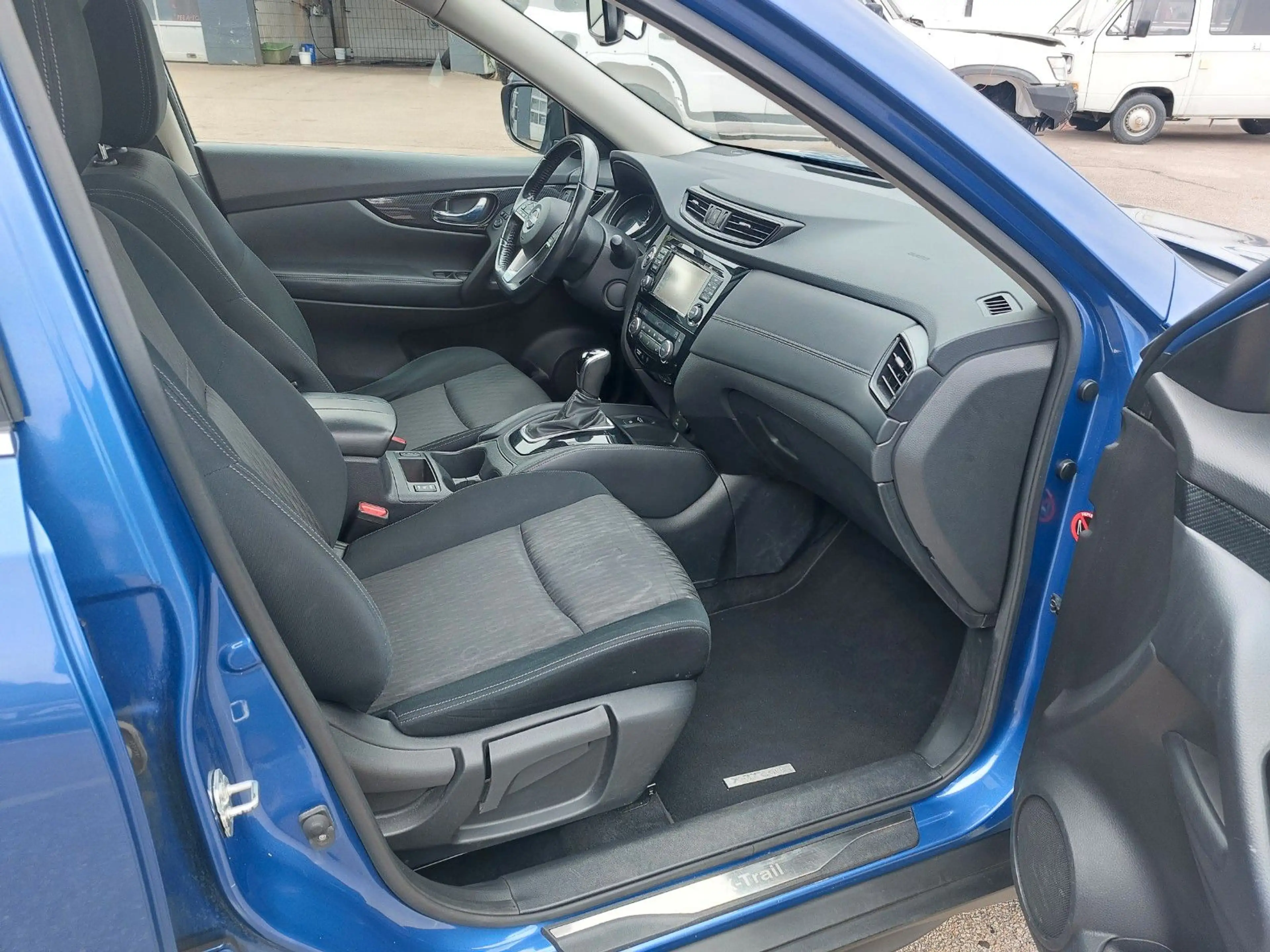 Nissan X-Trail 1,3 DIG-T N-Connecta — photo 8
