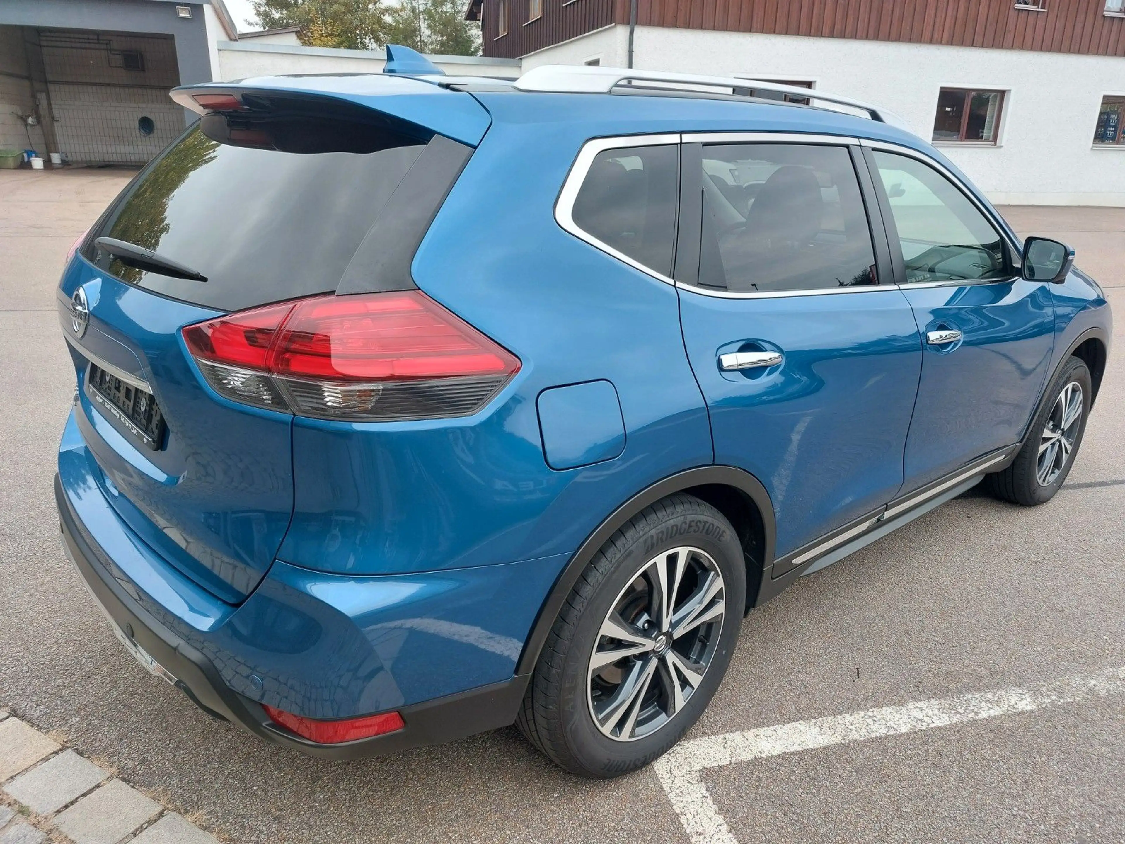 Nissan X-Trail 1,3 DIG-T N-Connecta — photo 2