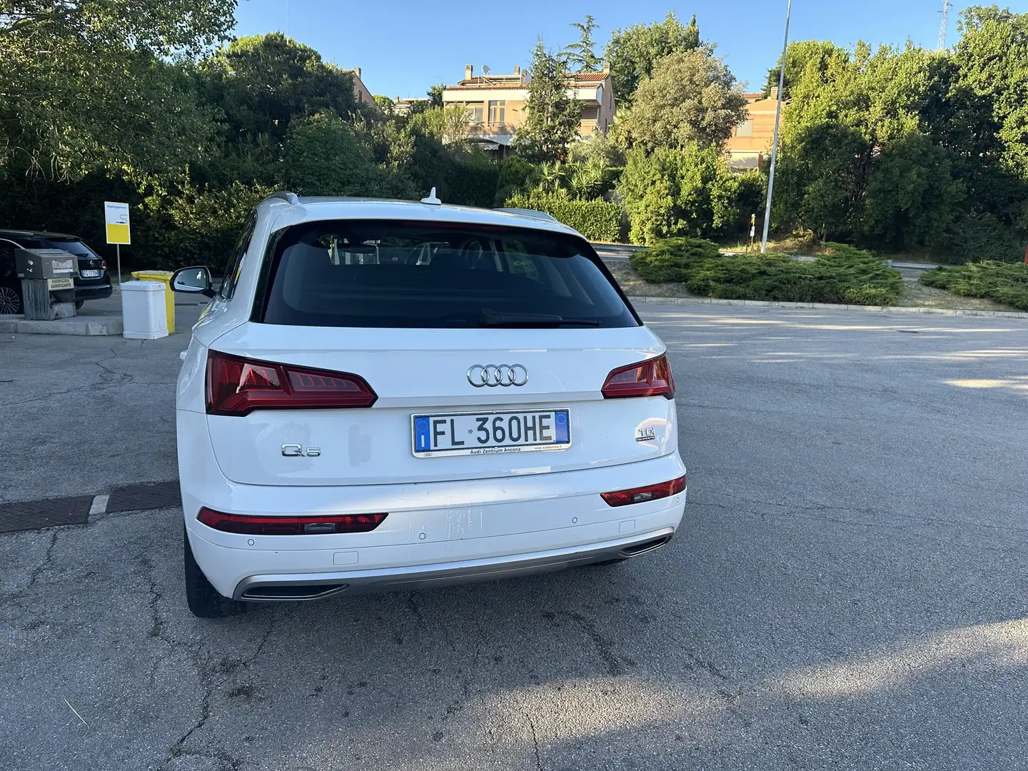 Audi Q5 40 2.0 tdi Business Sport quattro 190cv s-tronic Bianco - 2