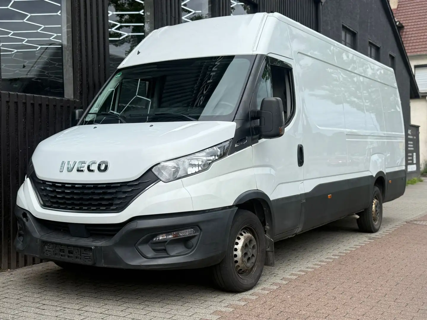 Iveco Daily HKa 35 S ... V Radstand 4100 Weiß - 1
