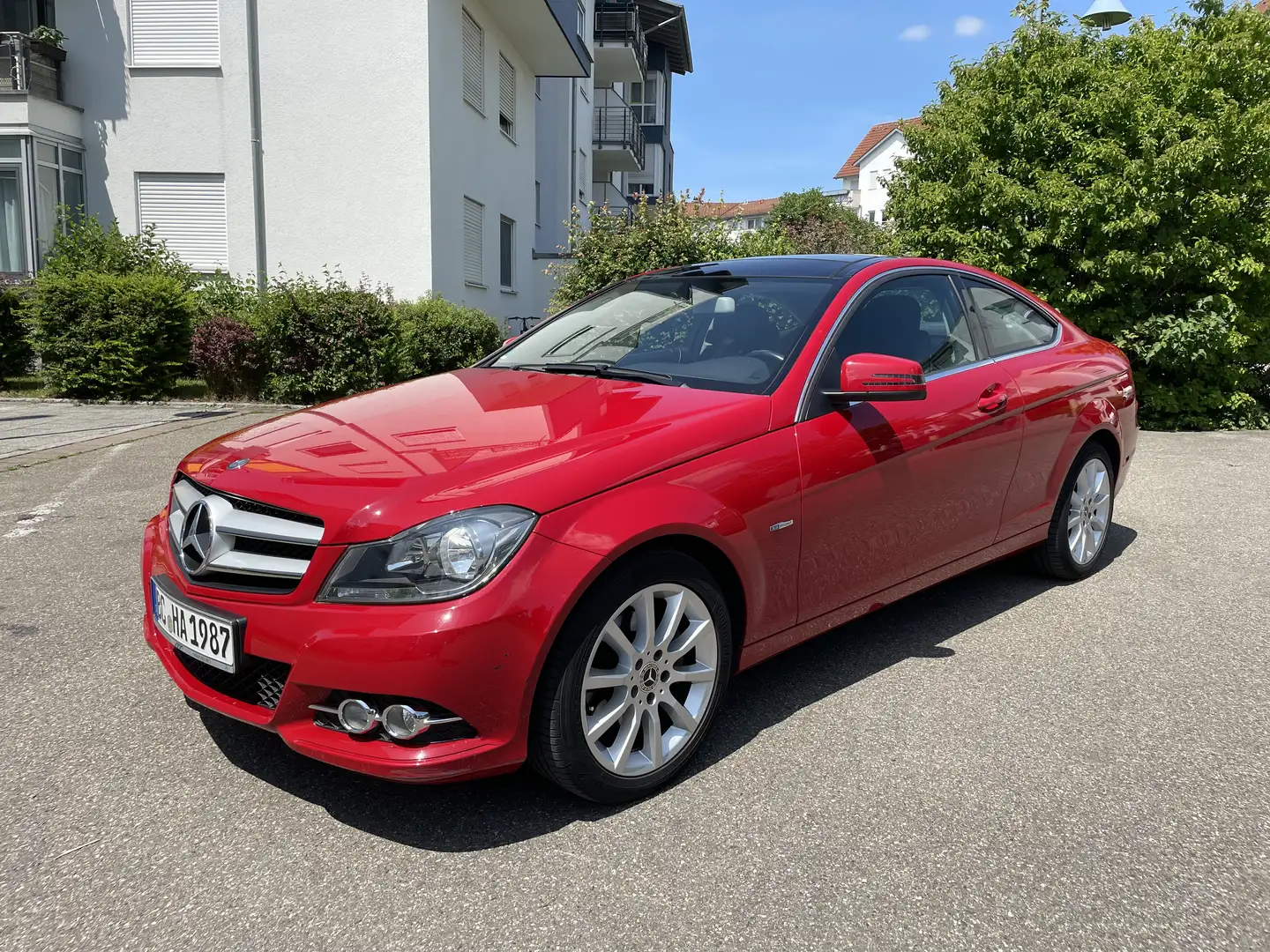 Mercedes-Benz C 220 CDI DPF Coupe (BlueEFFICIENCY) 7G-TRONIC Rot - 1