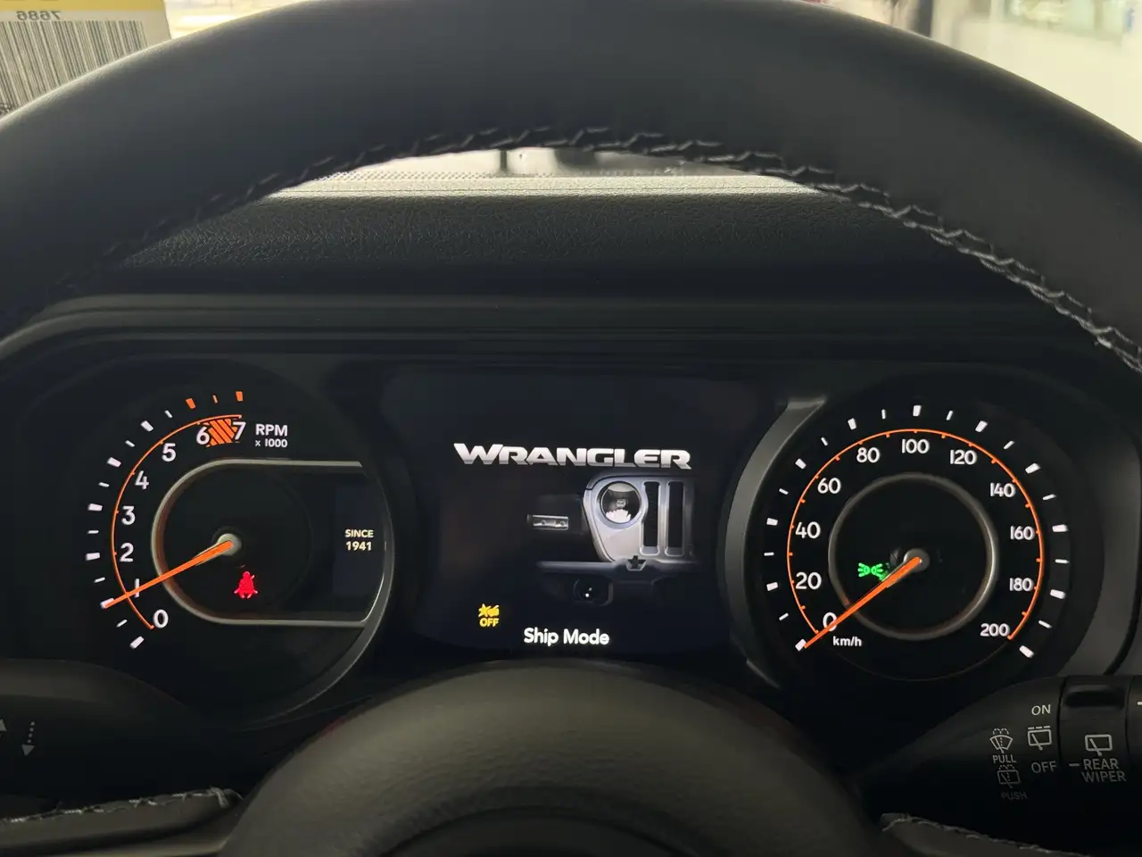 Jeep Wrangler снимка Jeep Wrangler