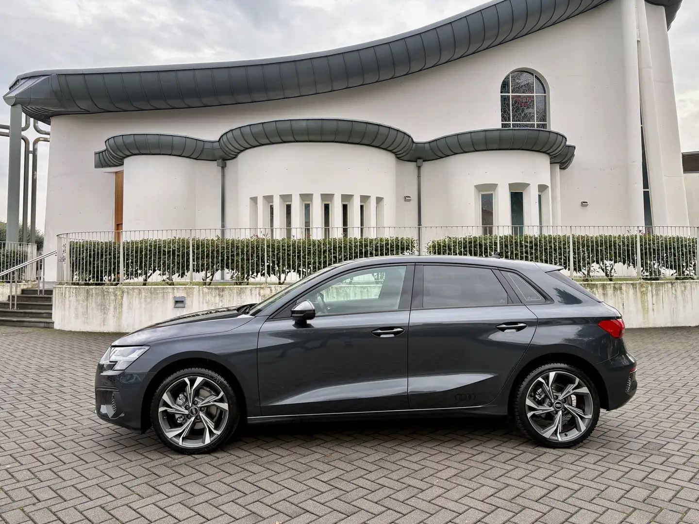 Audi A3 30 2.0 tdi S line edition s-tronic SPORTBACK - 2