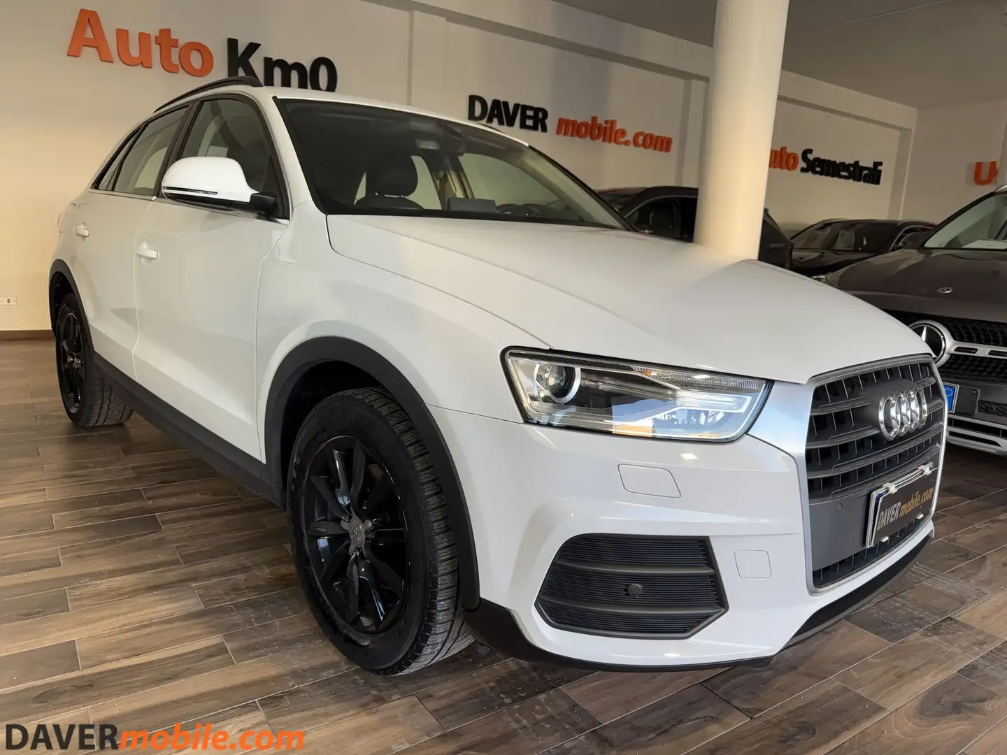 Audi Q3 Q3 2.0 TDI 150 CV quattro S tronic Business + Bianco - 1