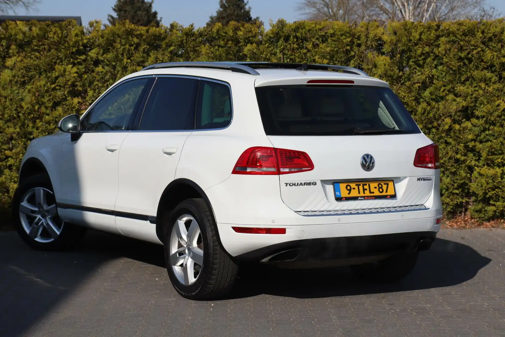 Volkswagen Touareg 3.0 TSI 380PK Hybrid High Edition 4wd|Ecc|Navi|Pan Alb - 2