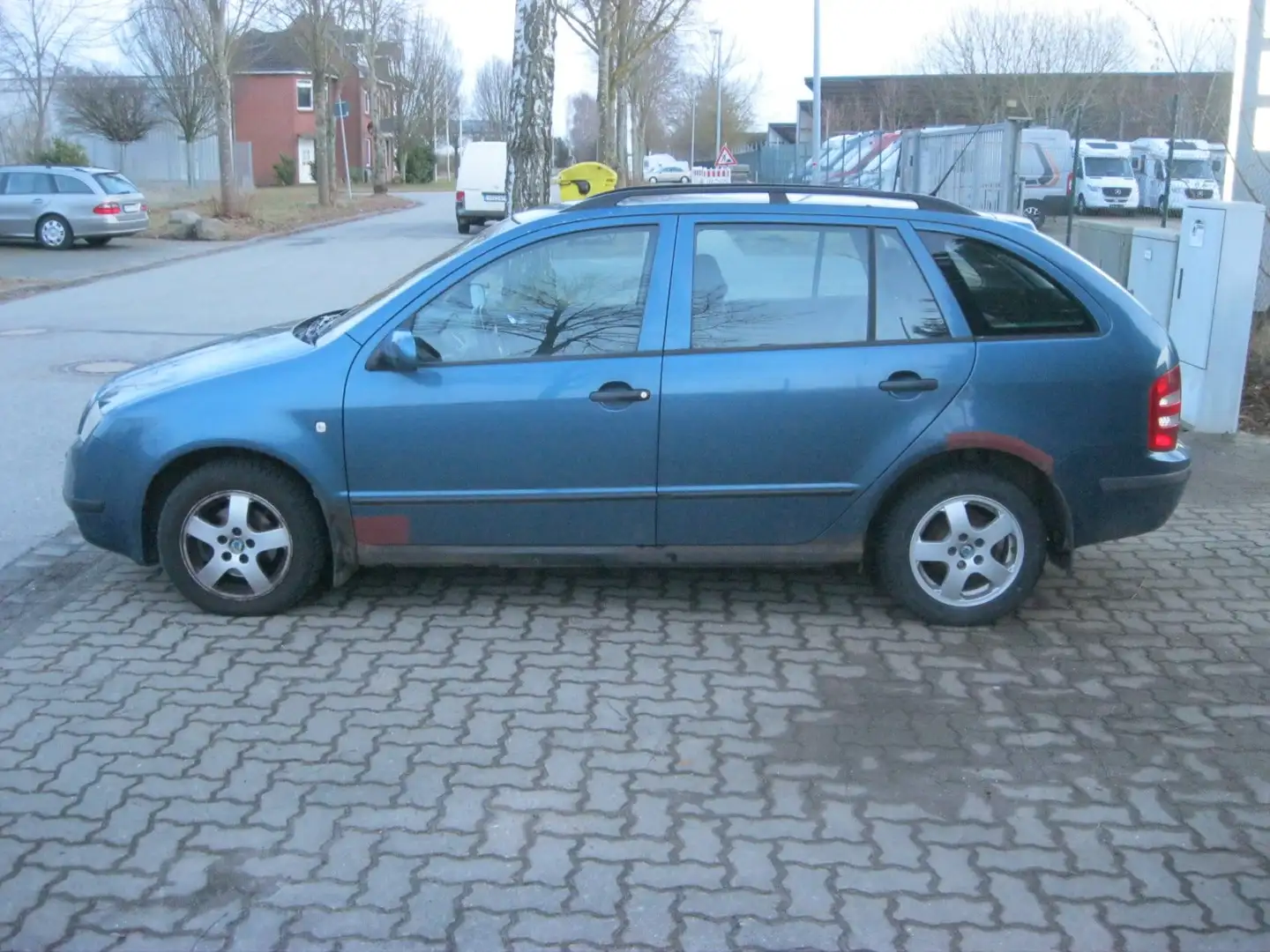 Skoda Fabia Fabia Combi 1.4 16V Grün - 2