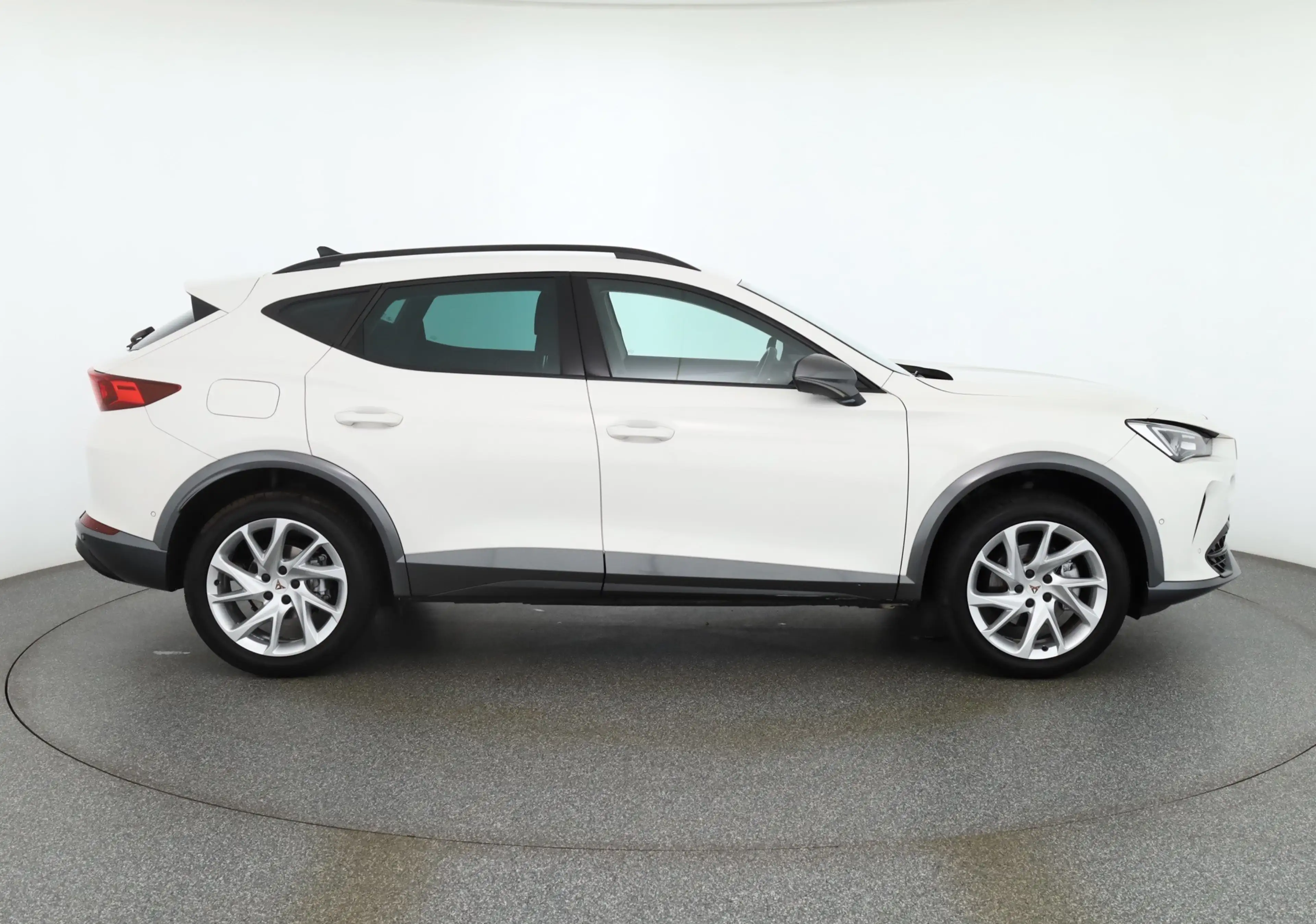 CUPRA Formentor 1.5 TSI DSG LED Navi ACC Keyless-Go — photo 6