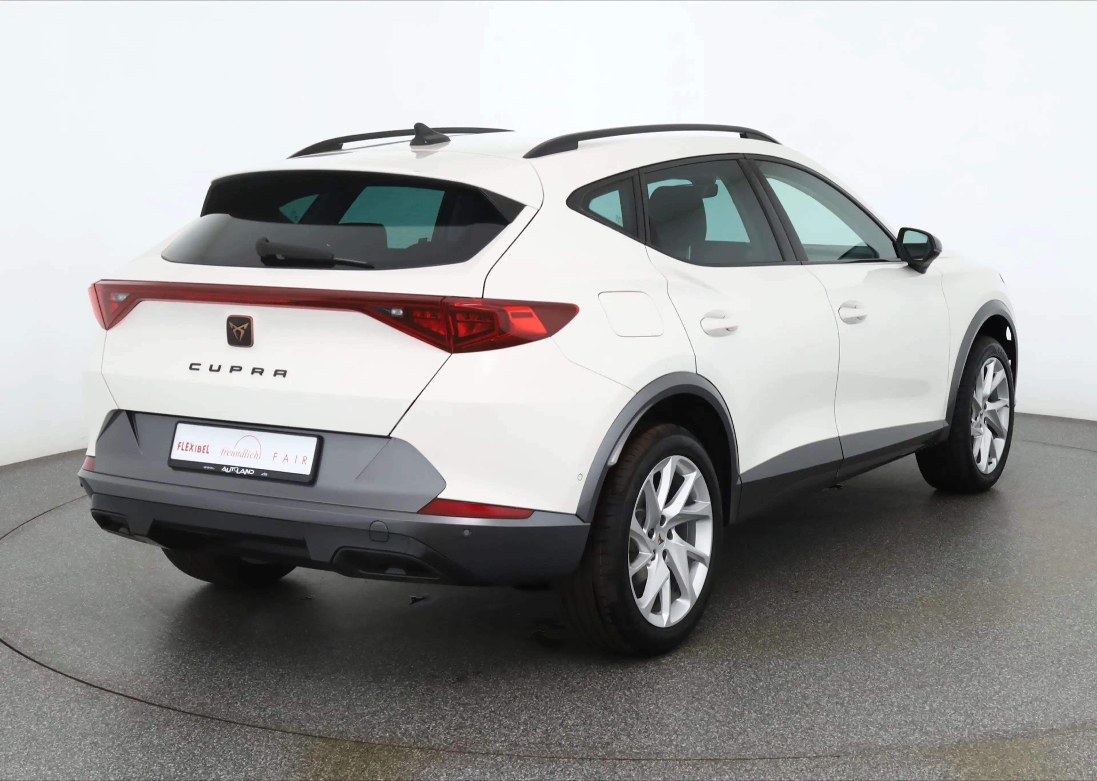 CUPRA Formentor 1.5 TSI DSG LED Navi ACC Keyless-Go — photo 5