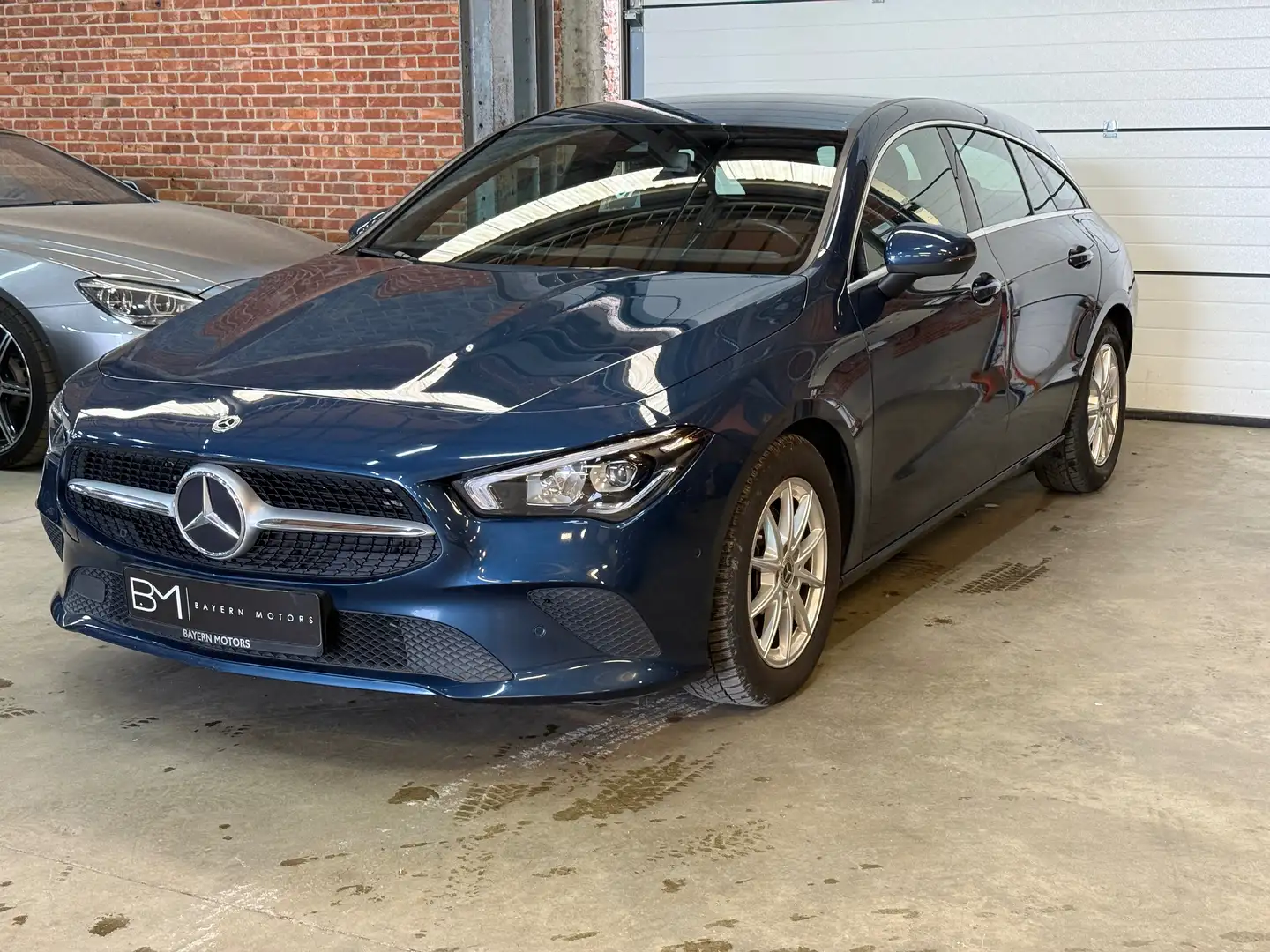 Mercedes-Benz CLA 200 d Shooting Brake Automaat EURO 6d 2021 Navi LED - 1