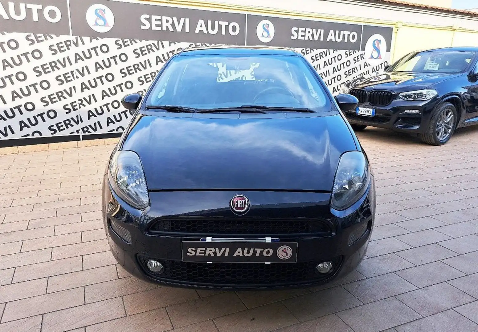 Fiat Punto Punto 1.4 S&S 8V Gpl  5 porte Lounge Nero - 2