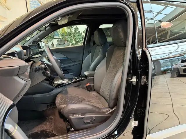 Peugeot 2008 view 13