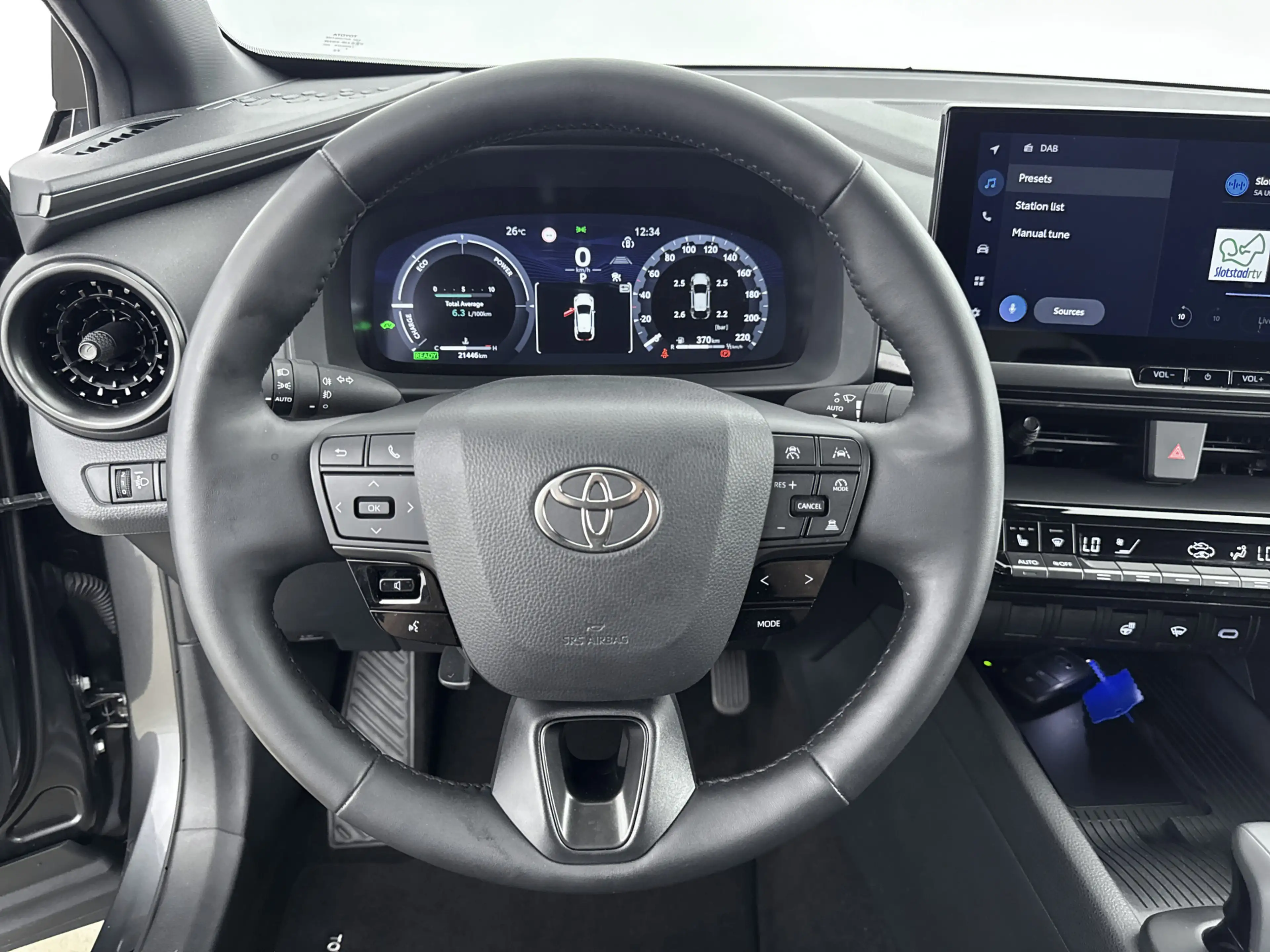 Toyota C-HR 1.8 Hybrid 140 First Edition | Voorruit-Stuur-Stoe — photo 6