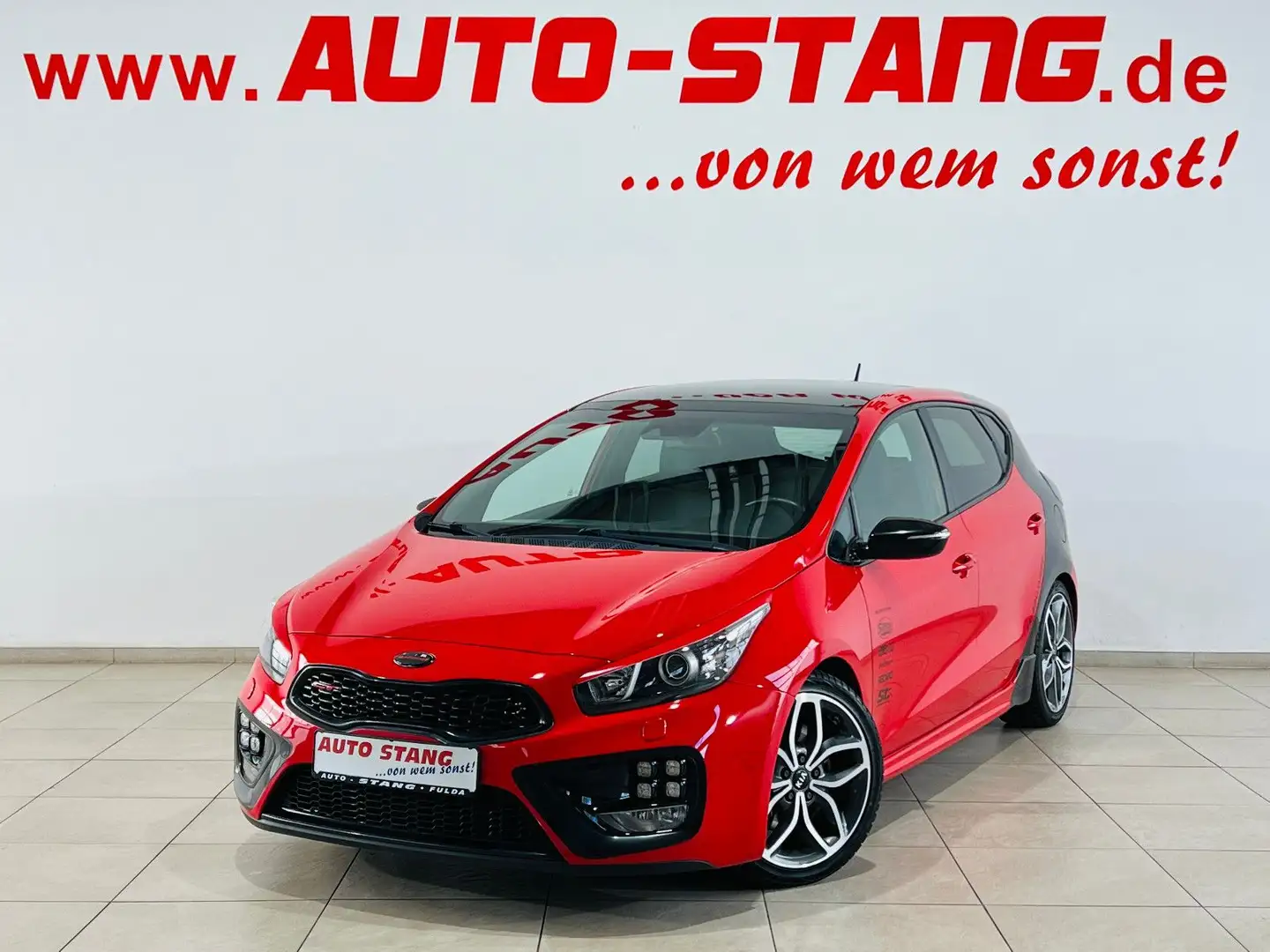 Kia Ceed / cee'd GT-Track**SCHECKHEFT+PANORAMADACH** Червоний - 2