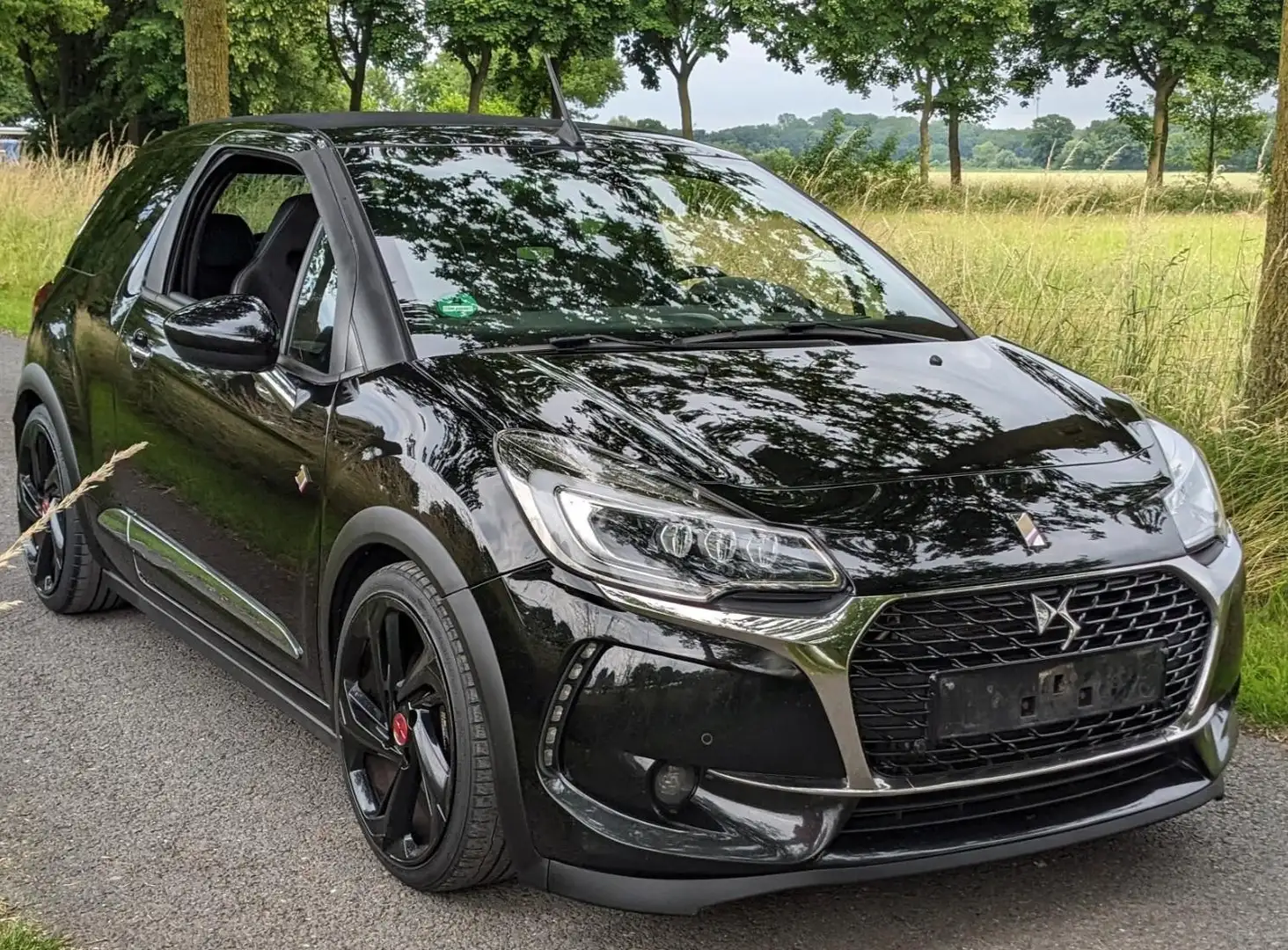 Citroen DS3 DS3 THP 208 Start Schwarz - 1