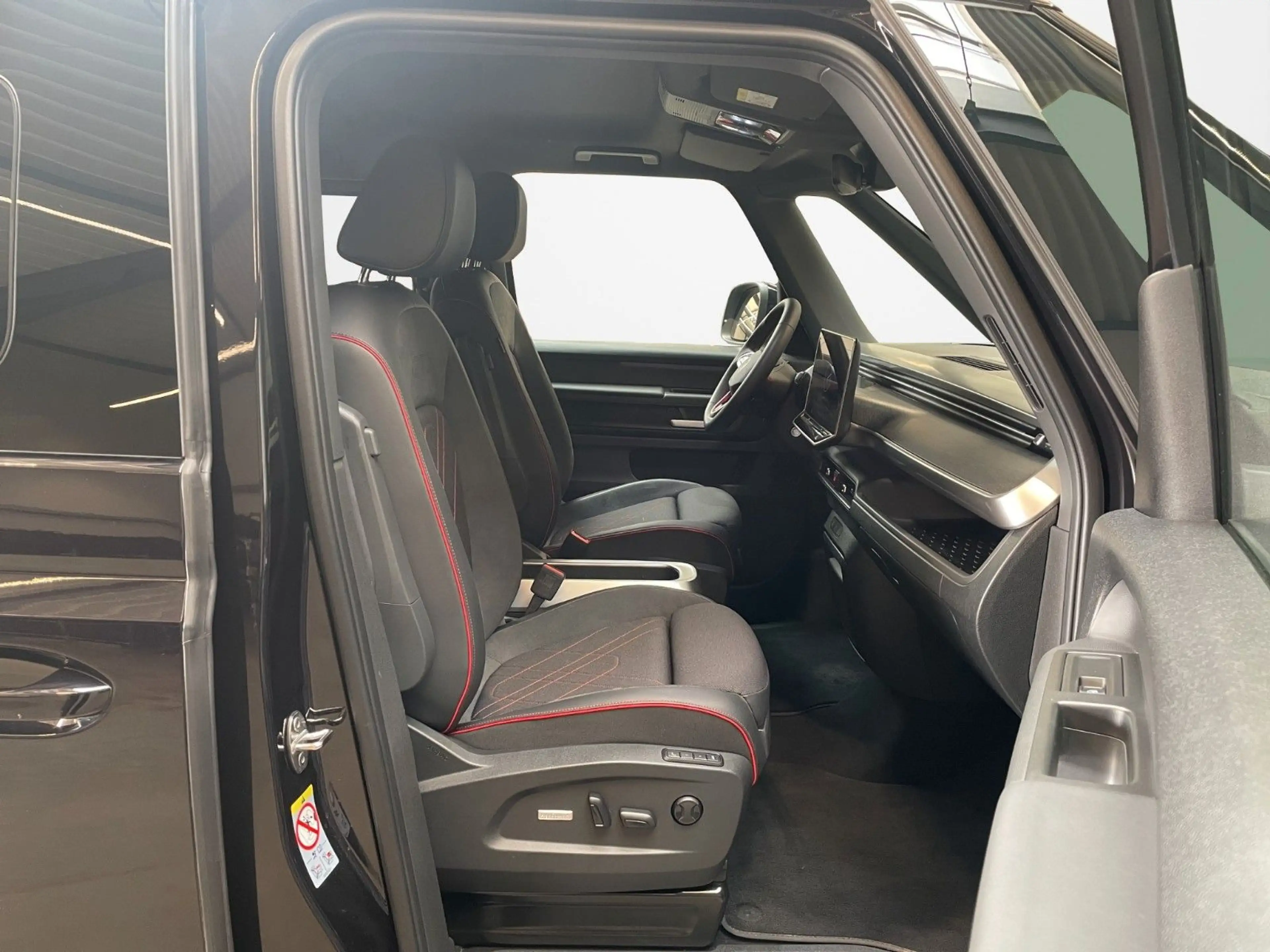 Volkswagen ID. Buzz 250 kW GTX LR 4M 360° AHK ACC HuD H/K — photo 12