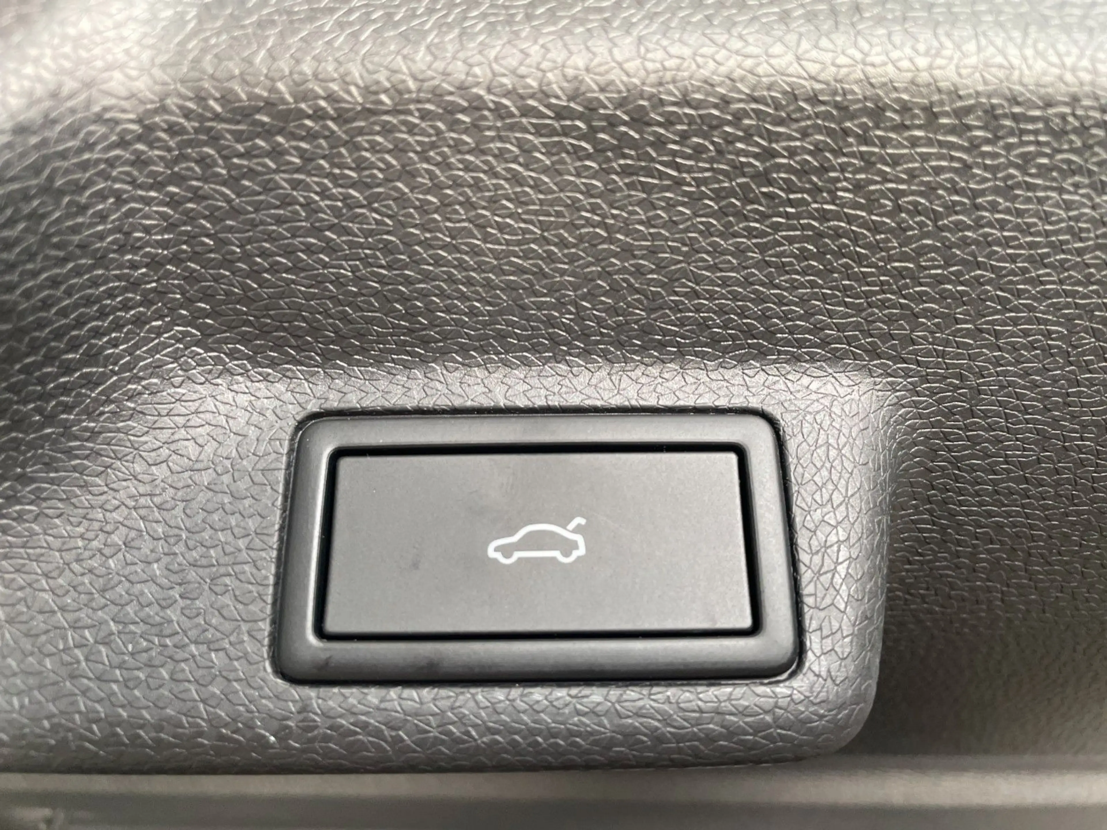 Volkswagen ID. Buzz 250 kW GTX LR 4M 360° AHK ACC HuD H/K — photo 9