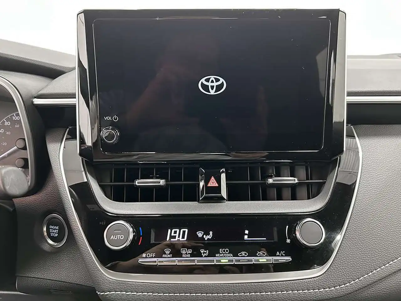Toyota Corolla снимка Toyota Corolla