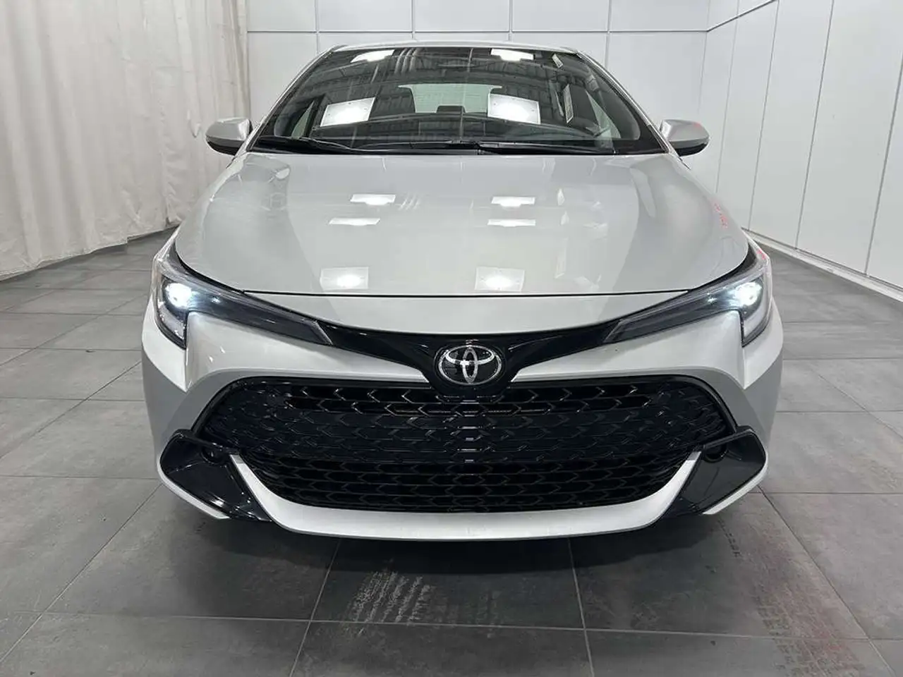 Toyota Corolla снимка Toyota Corolla
