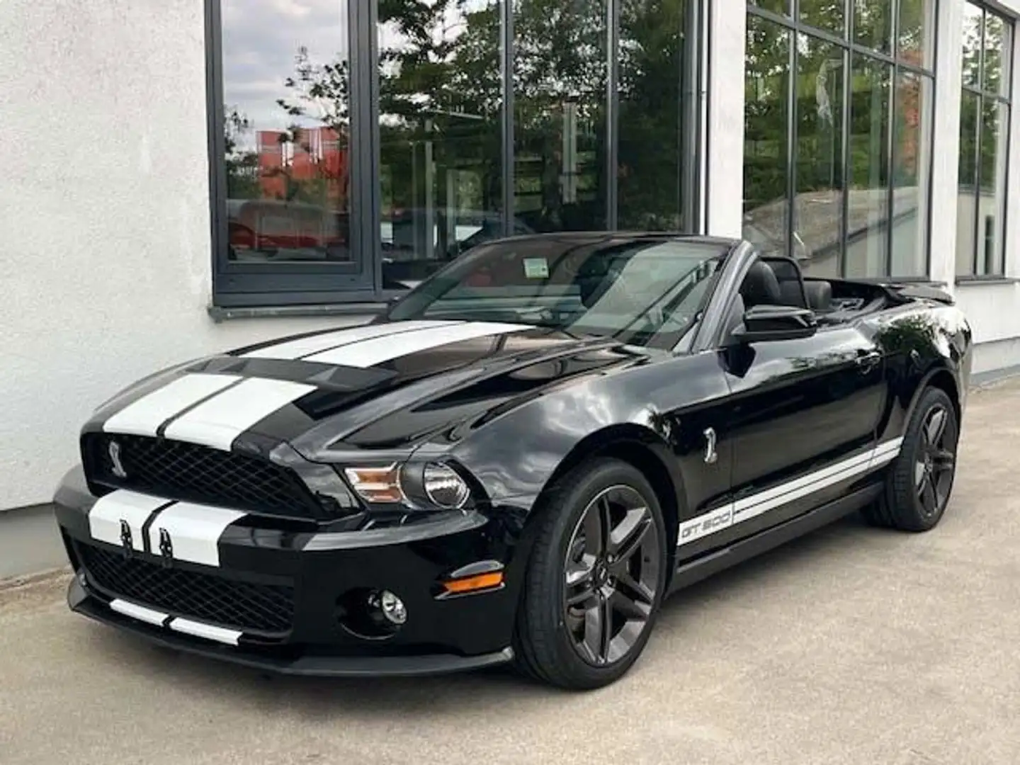 Ford Mustang Shelby GT500 Cabrio Negru - 1