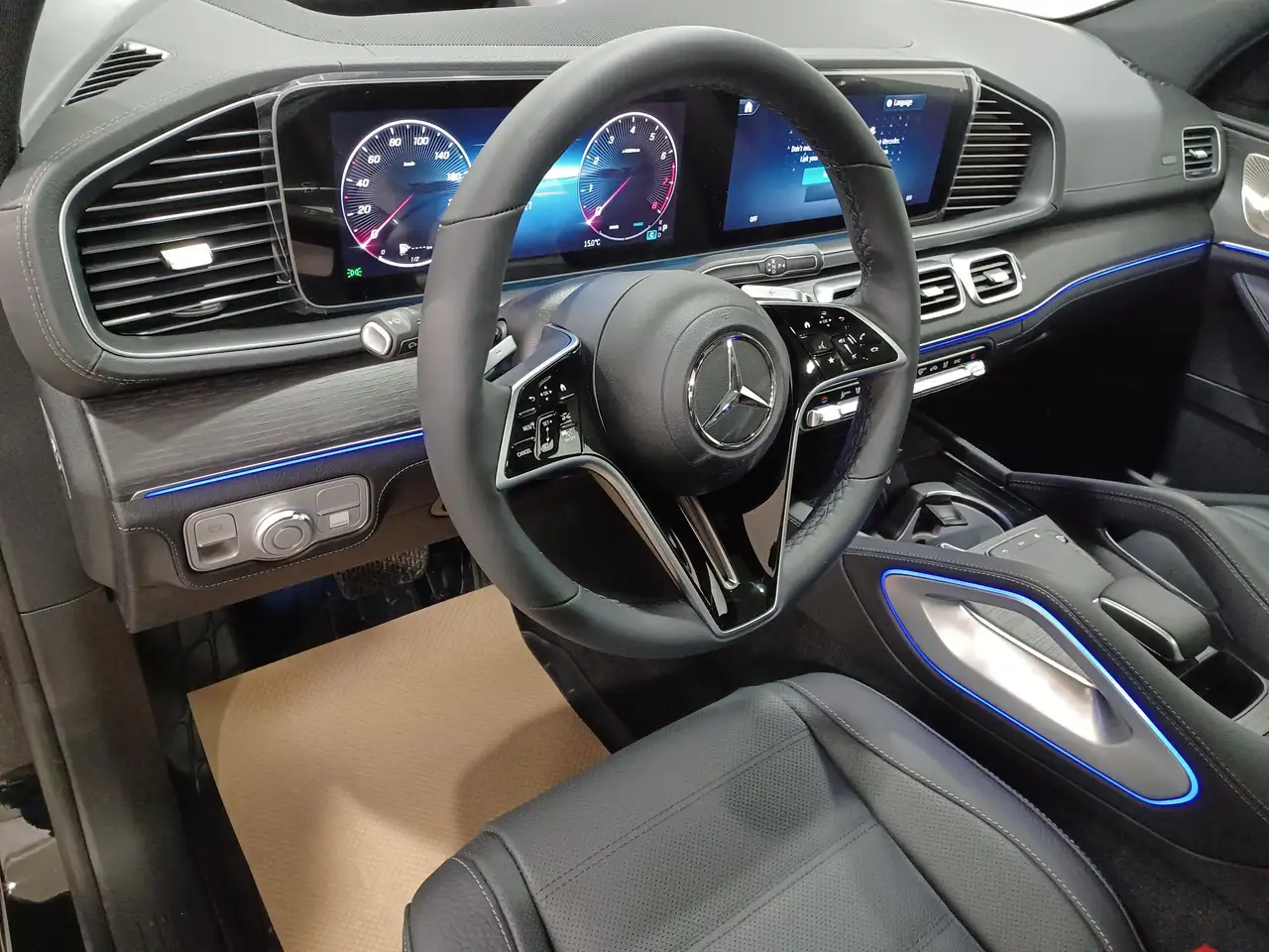 Mercedes-Benz GLE снимка Mercedes-Benz GLE