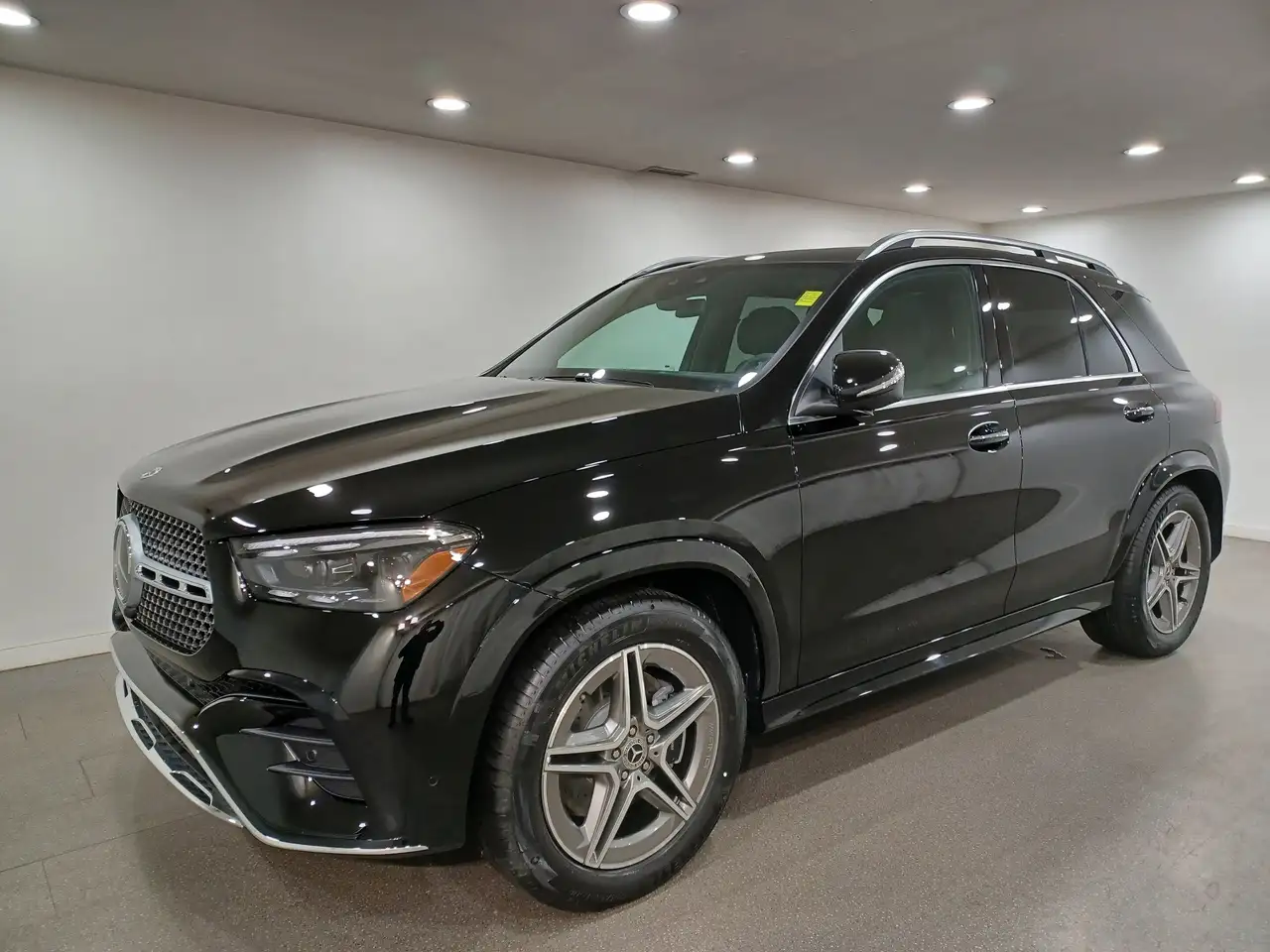 Mercedes-Benz GLE снимка Mercedes-Benz GLE