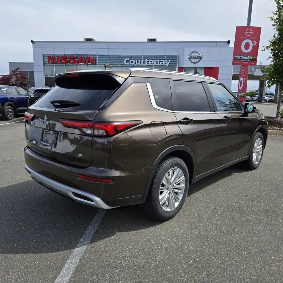 Mitsubishi Outlander снимка Mitsubishi Outlander