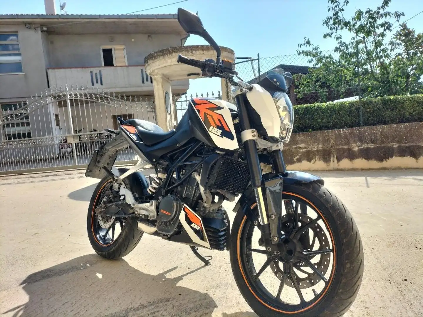 KTM 125 Duke ABS Bianco - 1