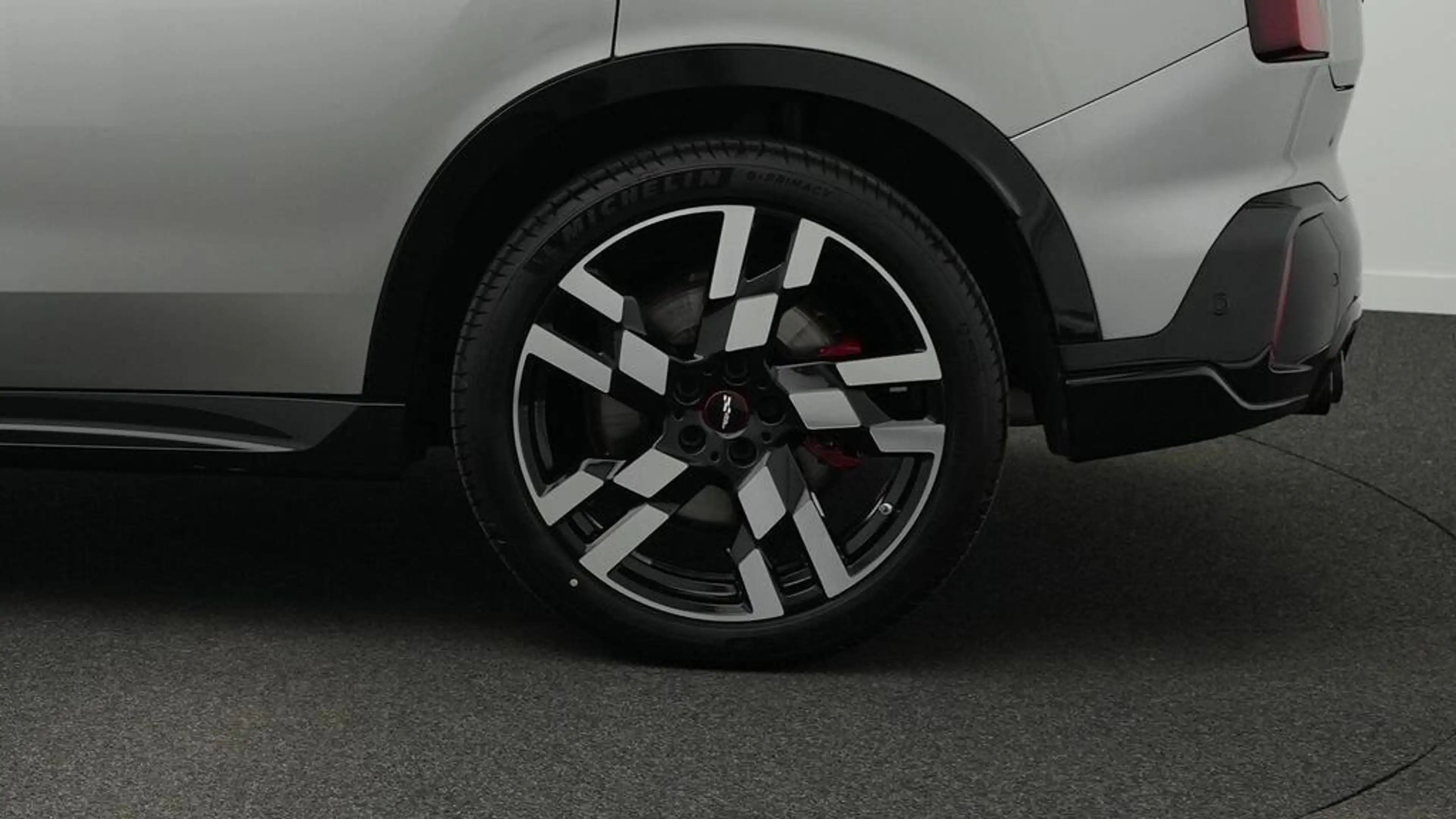 MINI JCW Countryman All4 John Cooper Works Trim — photo 10