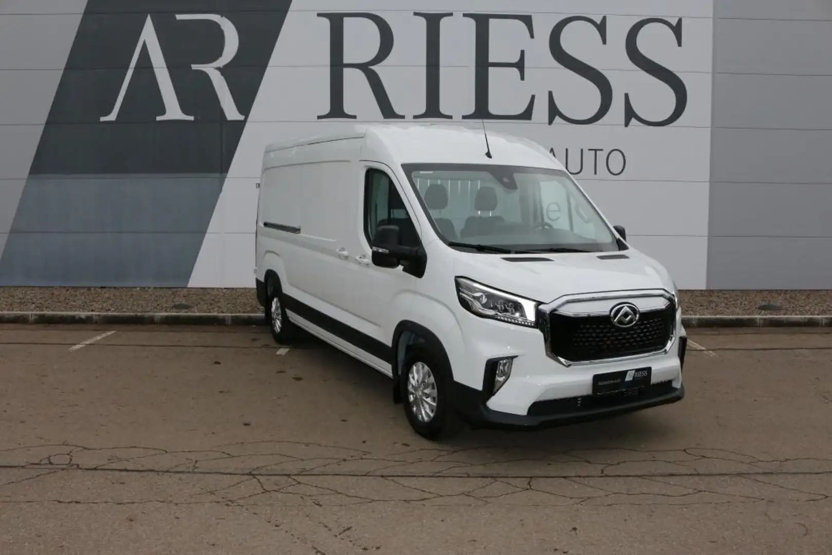 Maxus eDeliver 9 L3H2 89 kWh/KLIMA/TEMPOMAT/RÜCKFAHRKAMERA Fehér - 1