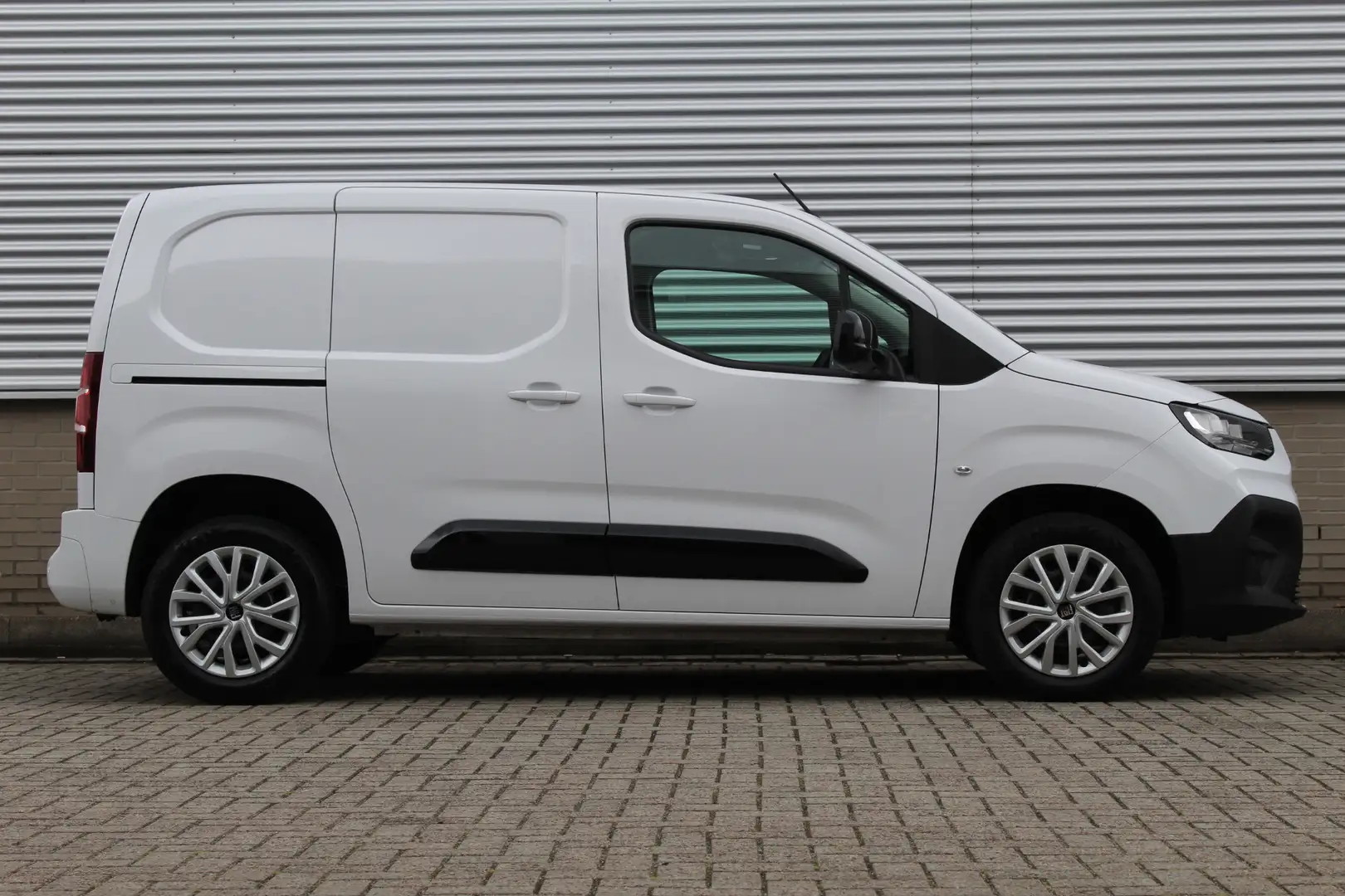 Fiat Doblo Cargo 1.5 BlueHDi 100 S&S L1 1000kg | Cruise contr Wit - 2