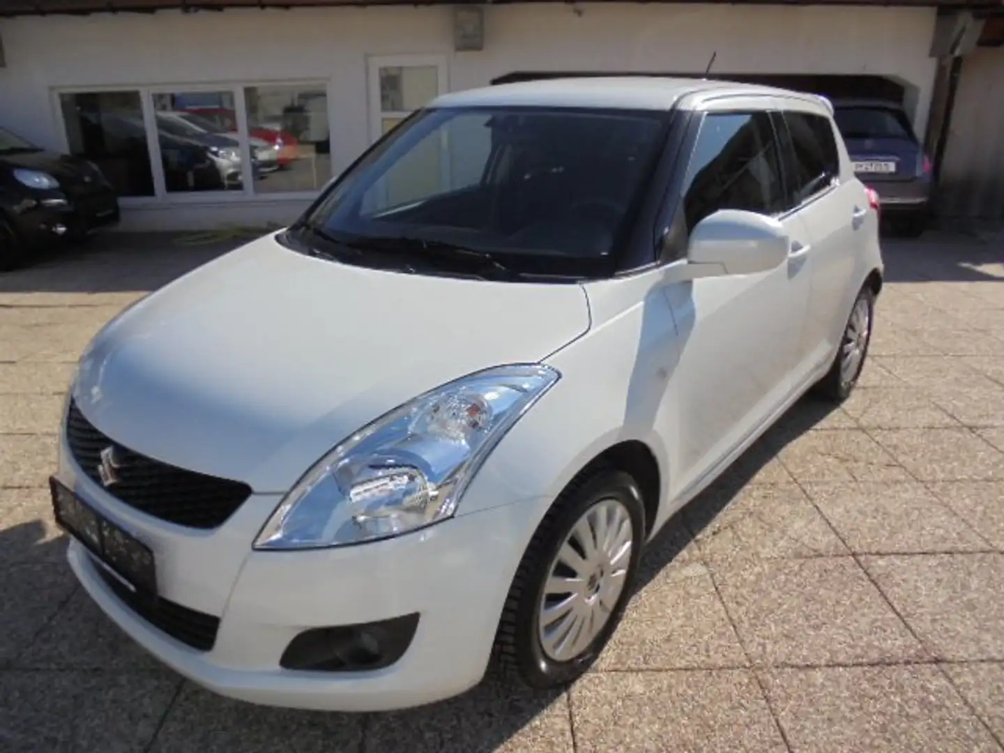 Suzuki Swift 1.20GL Spezial Weiß - 1
