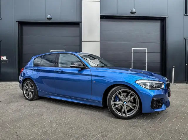 BMW 140 1-serie M140i Executive 340PK Carplay|Stoelverw|LE