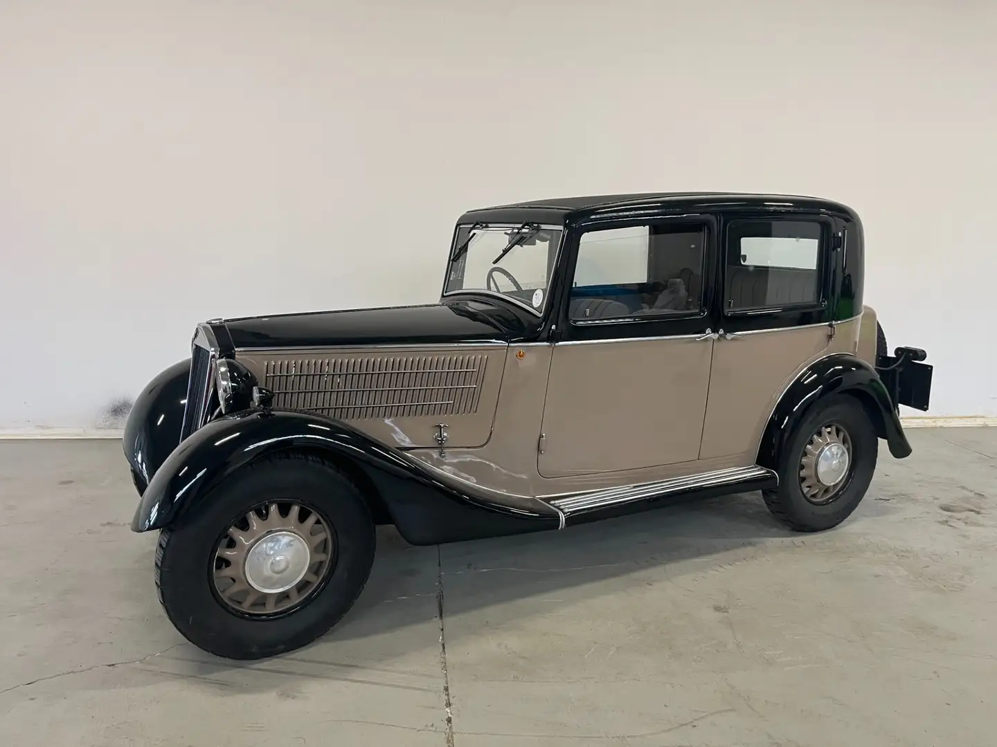 Lancia Sonstige Augusta Schwarz - 1