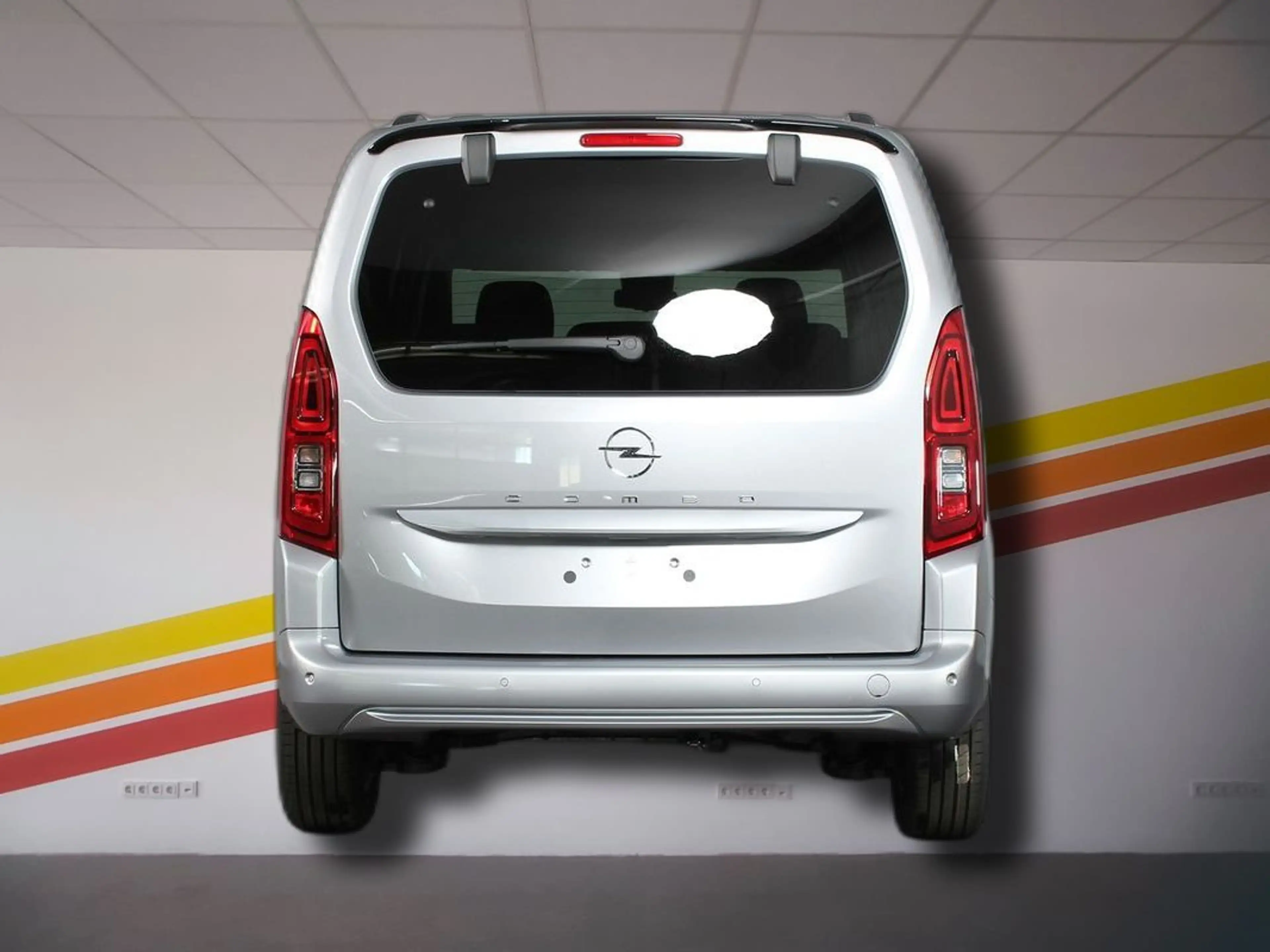 Opel Combo Life Edition 1.5 Diese 6-Gang Schaltgetriebe — photo 4