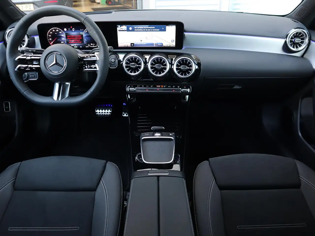 Mercedes-Benz A-Class 2026 — фото 15