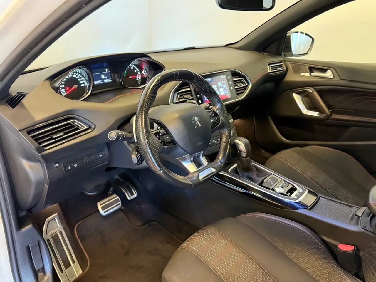 Peugeot 308 308 — photo 2
