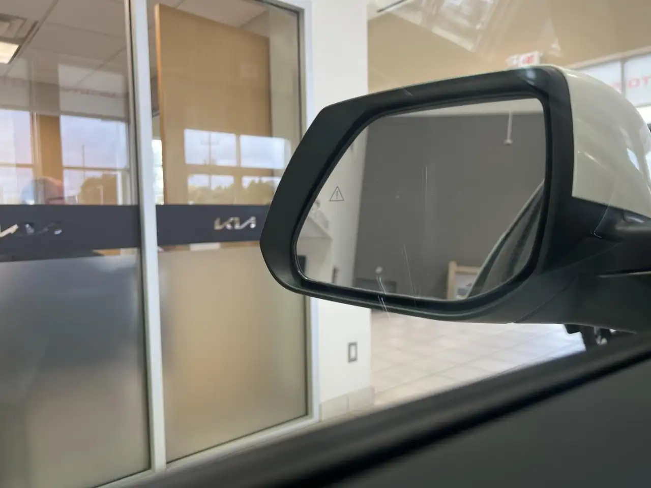 Kia Niro снимка Kia Niro