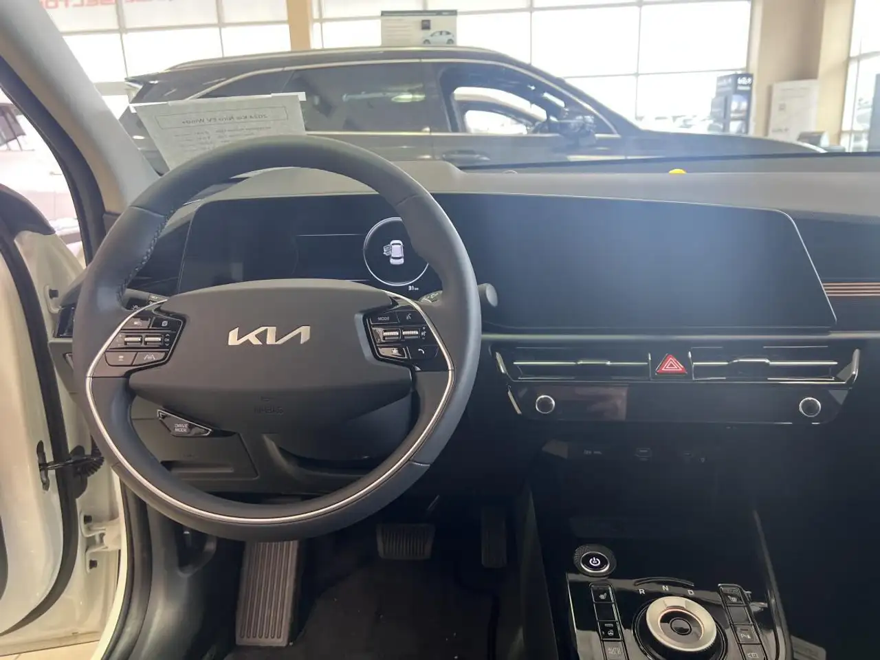 Kia Niro снимка Kia Niro